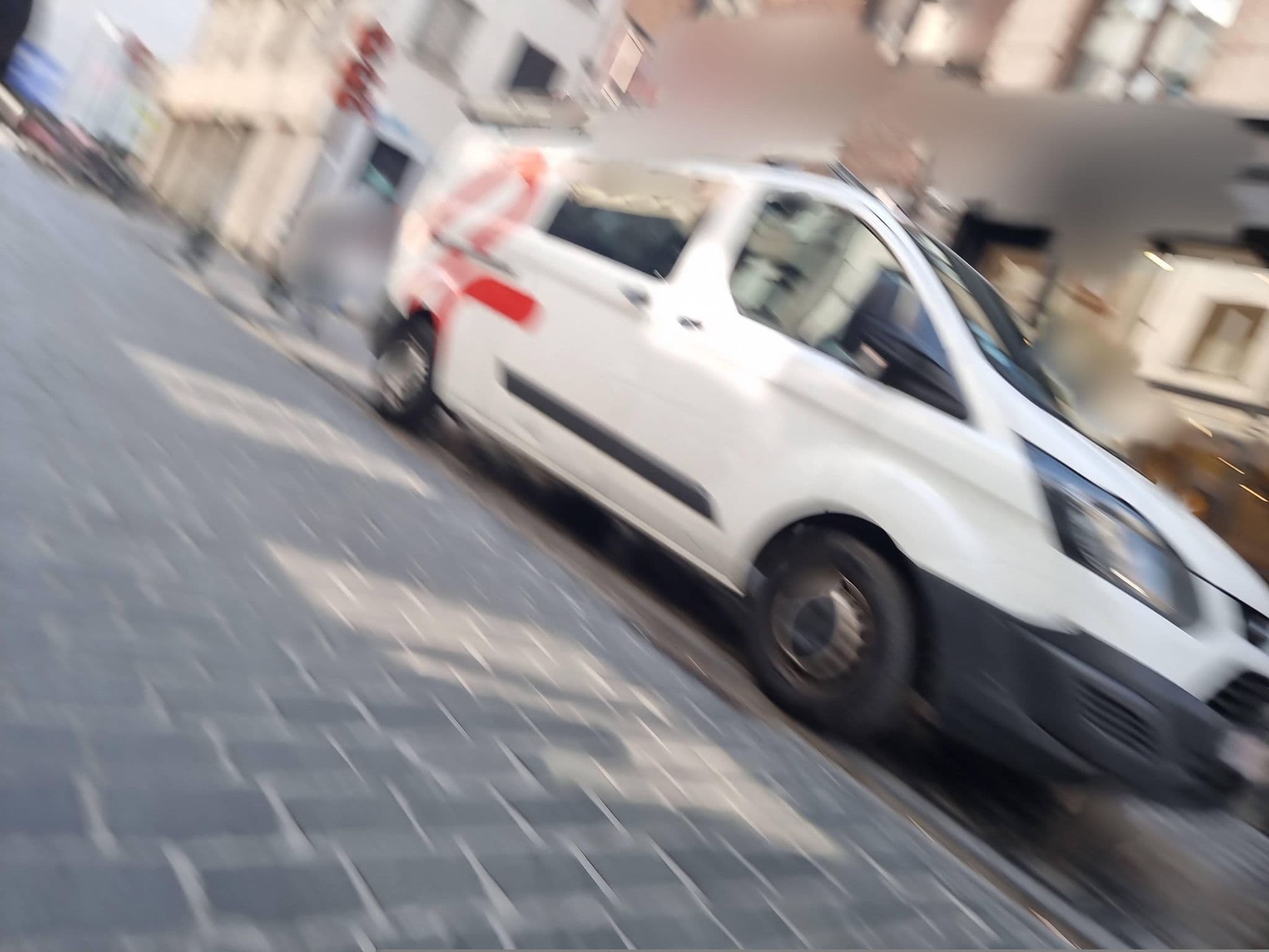 Street view near B&B Les Clarisses, Brussels — © mapfool (CC BY-SA · Mapillary)