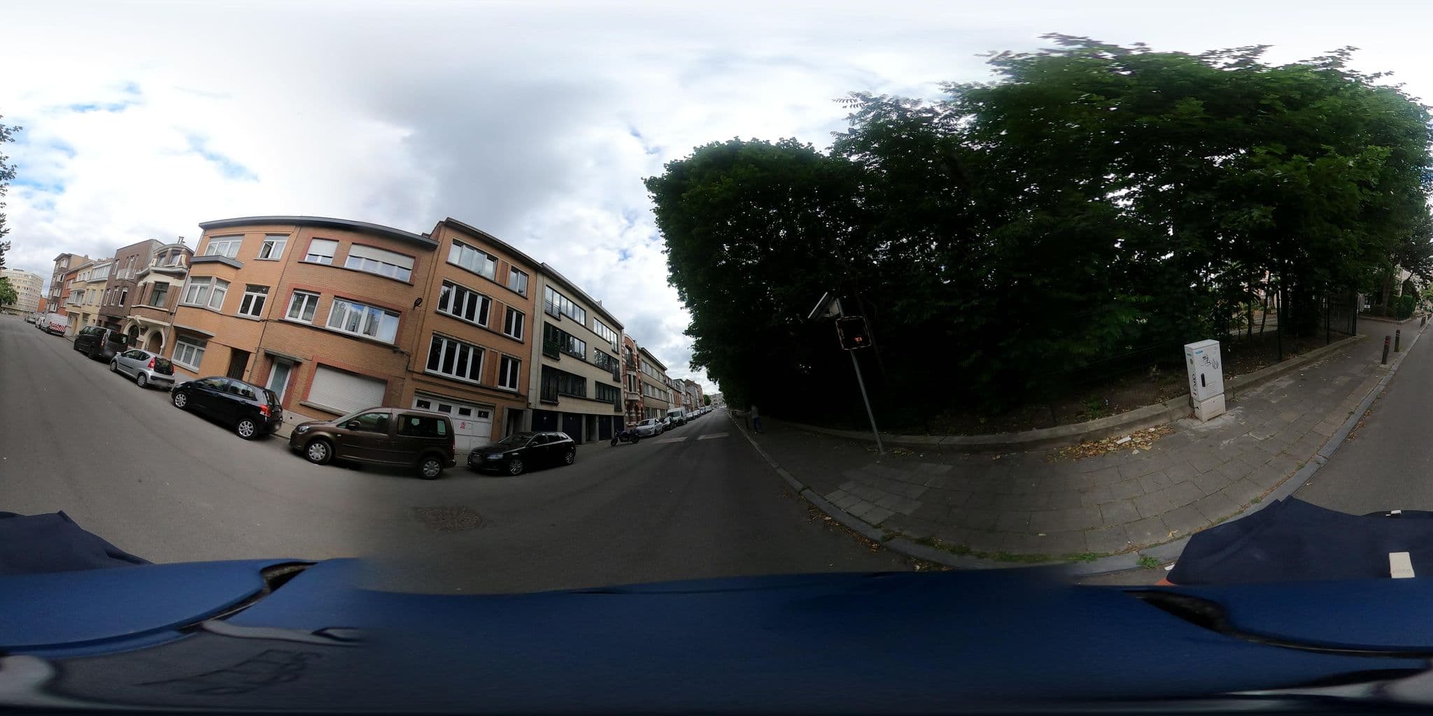 Street view near Internaat De Tuinen, Ganshoren — © thierry1030 (CC BY-SA · Mapillary)