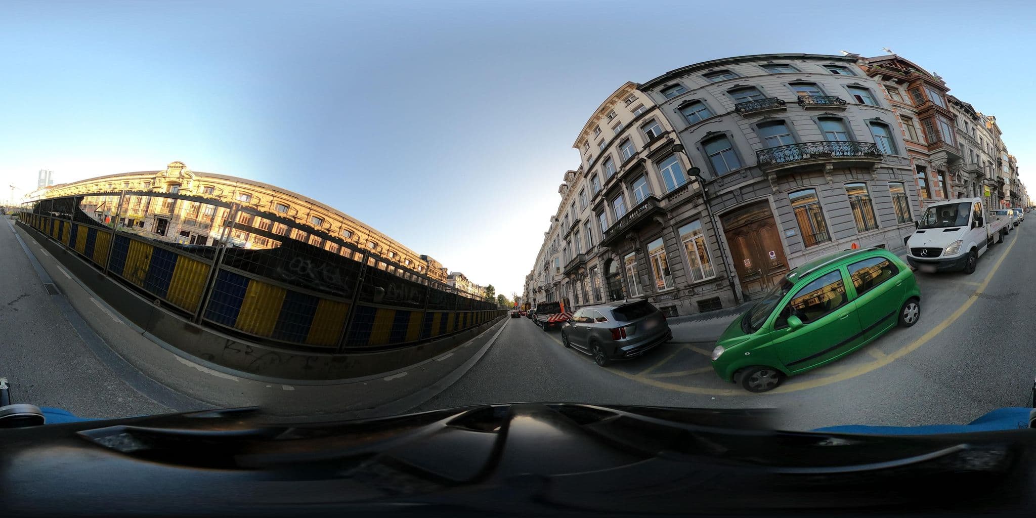 Street view near Alicom, Brussels — © RaphaelPasLoin (CC BY-SA · Mapillary)