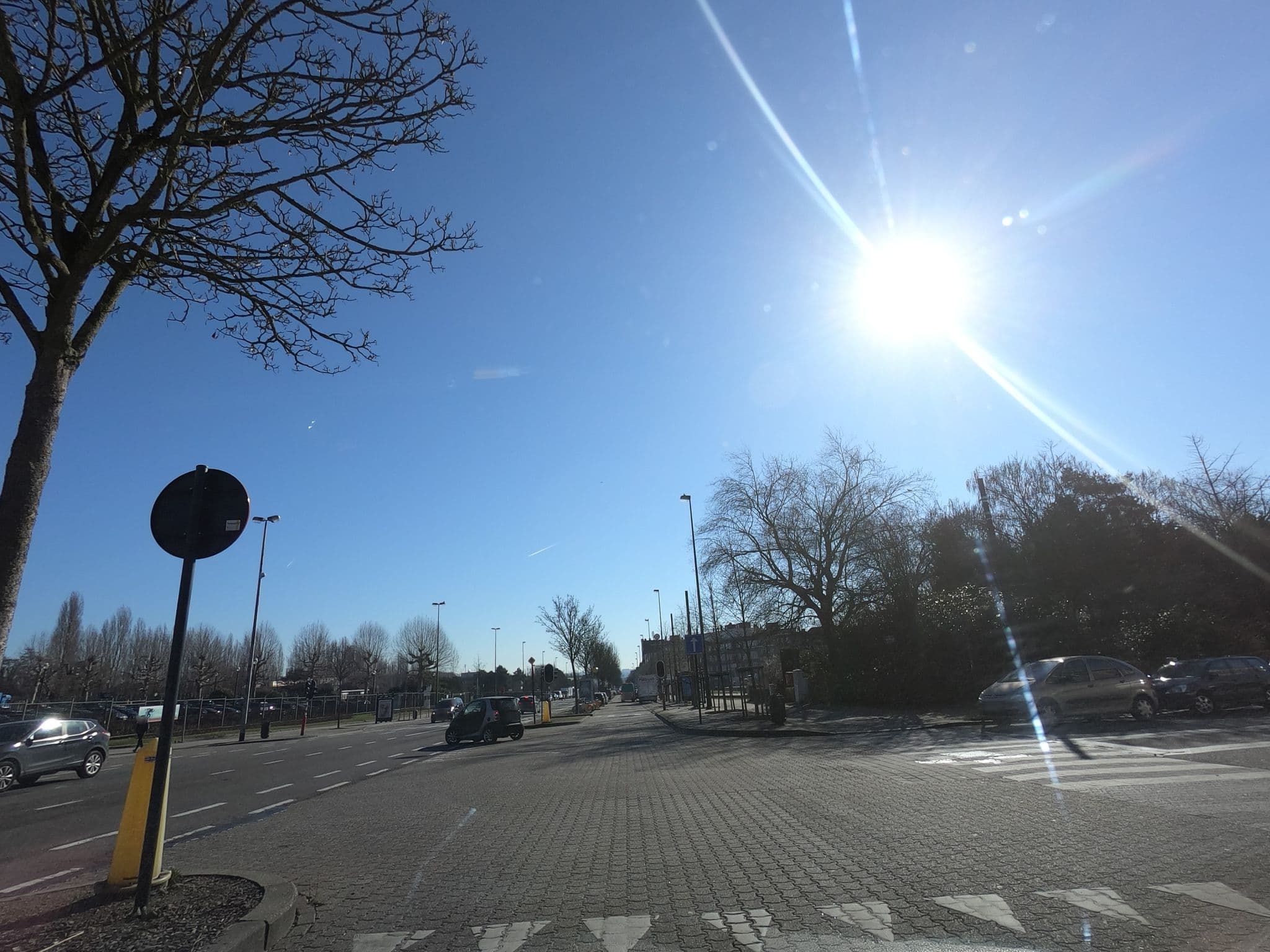 Street view near Balladins, Wemmel — © filipc (CC BY-SA · Mapillary)