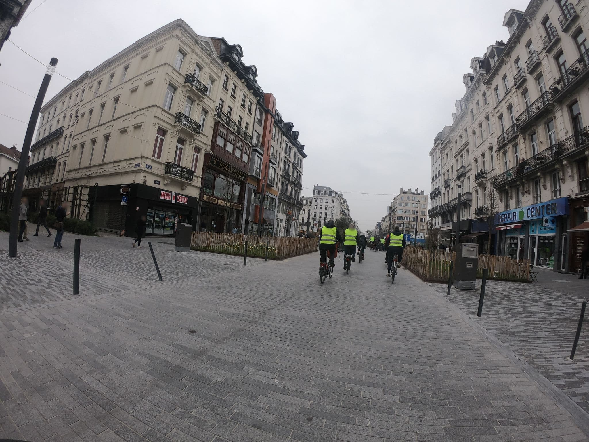 Street view near Hotel Catalonia Grand Place, Brussels — © polyglot (CC BY-SA · Mapillary)