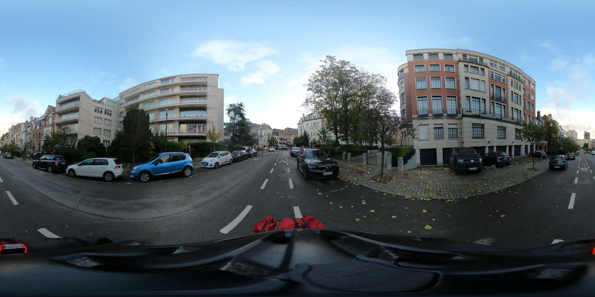 Street view near Happy Birthday Mag, Etterbeek — © RaphaelPasLoin (CC BY-SA · Mapillary)
