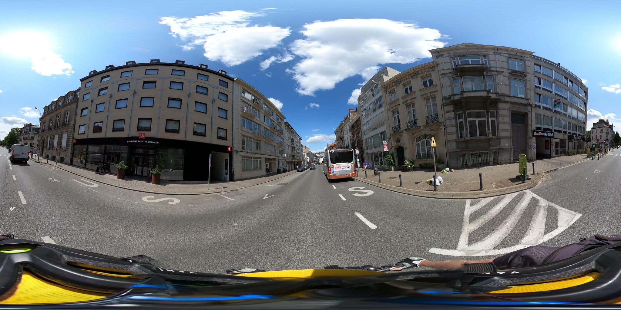 Street view near Hotel Capital, Ixelles — © Stefdegreef (CC BY-SA · Mapillary)