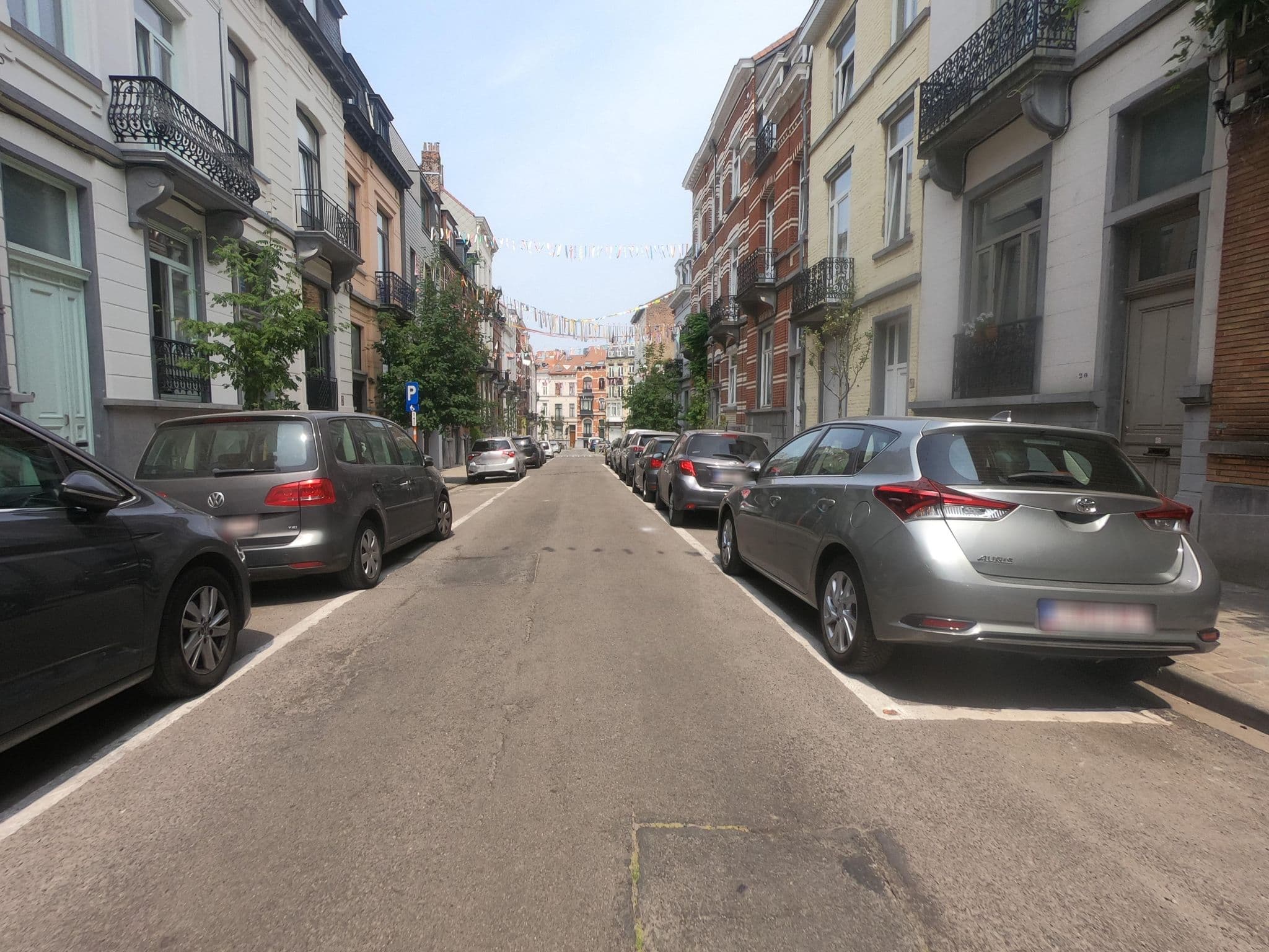 Street view near Tower House Résidence Sprl, Ixelles — © thierry1030 (CC BY-SA · Mapillary)