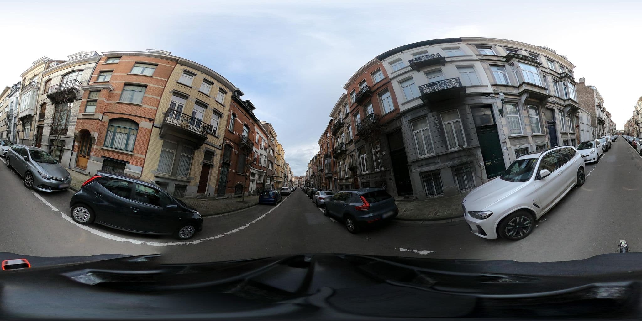 Street view near B&B Echevins, Etterbeek — © RaphaelPasLoin (CC BY-SA · Mapillary)