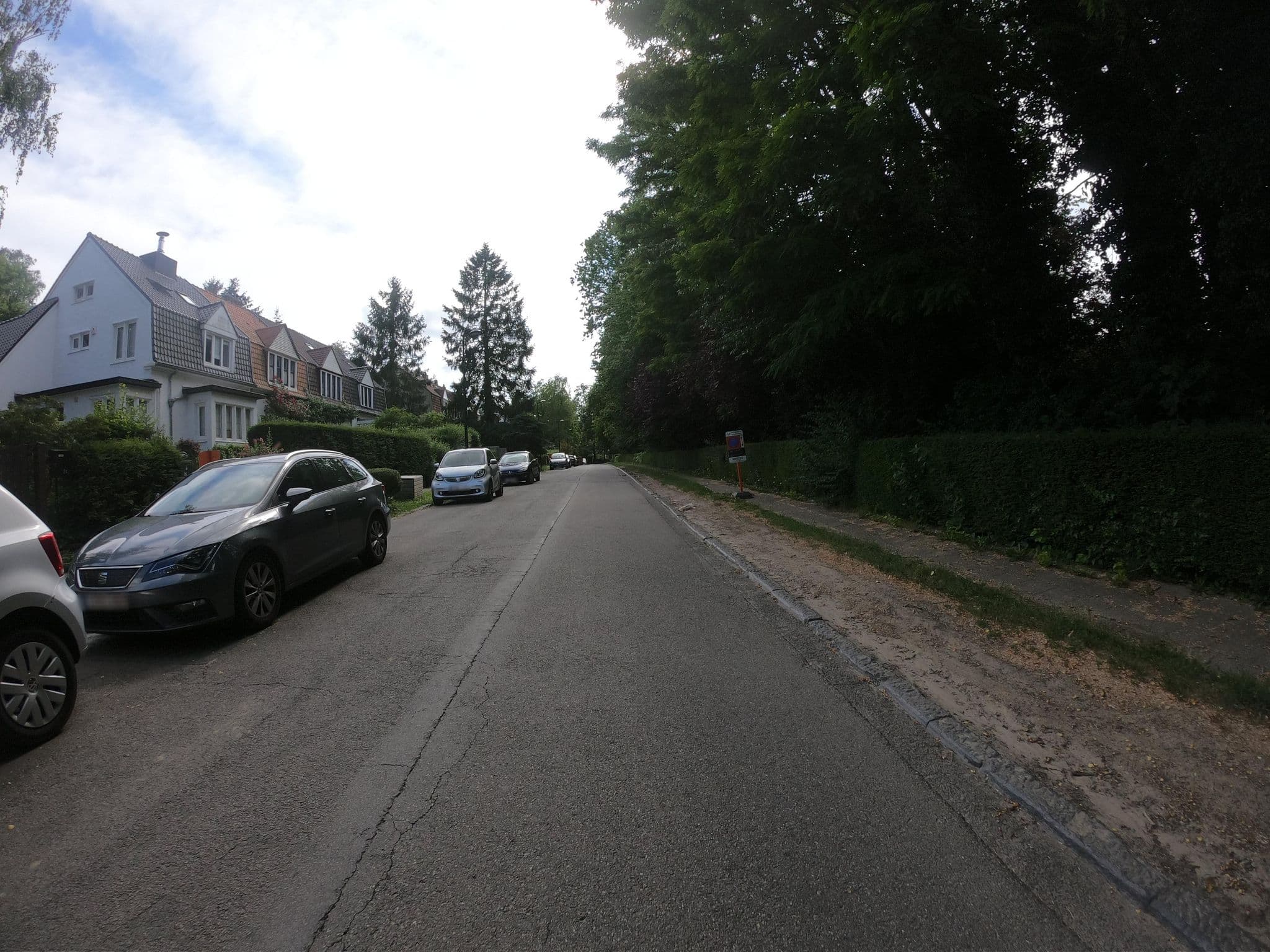 Street view near Guet-apens, Linkebeek — © joostjakob (CC BY-SA · Mapillary)