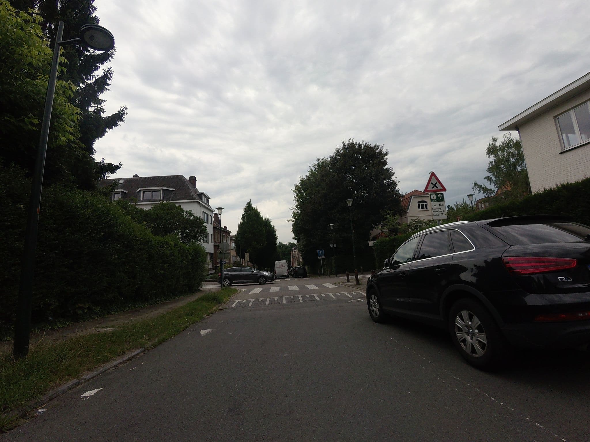 Street view near B&B Copernic, Uccle — © filipc (CC BY-SA · Mapillary)