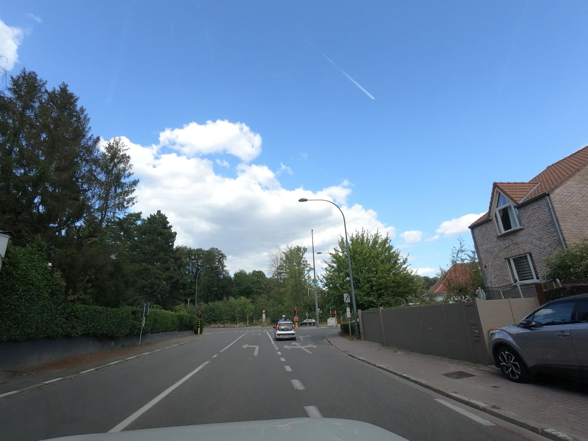 Street view near maison du gite, Sint-Genesius-Rode — © filipc (CC BY-SA · Mapillary)