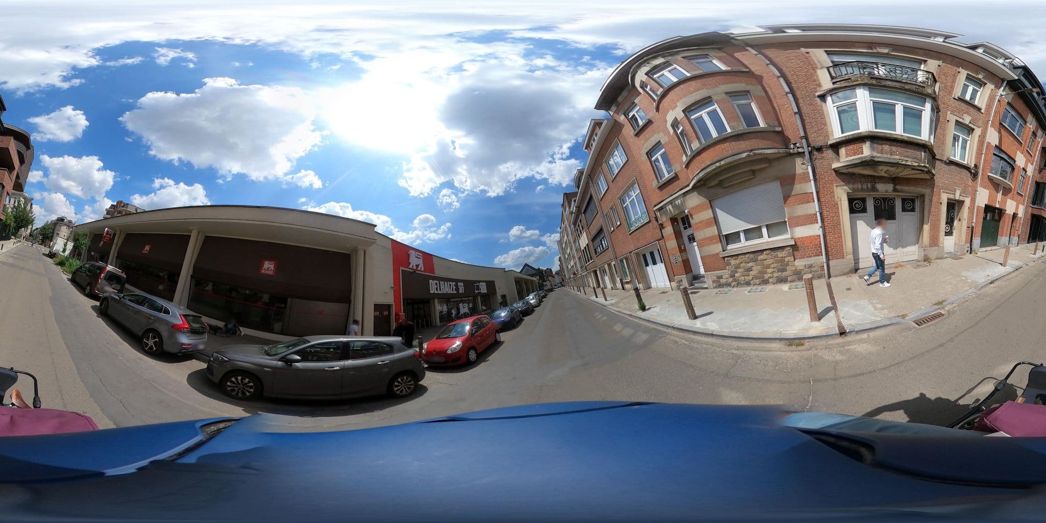 Street view near L'Hermitage Guest Room - A room with a view, Ixelles — © thierry1030 (CC BY-SA · Mapillary)
