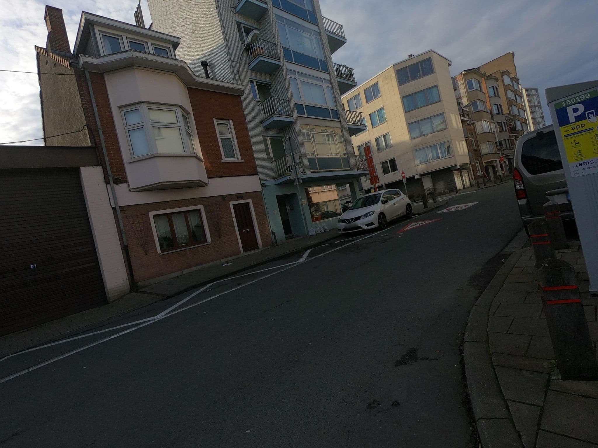 Street view near B&B Brussels Bed and Toast, Evere — © thierry1030 (CC BY-SA · Mapillary)