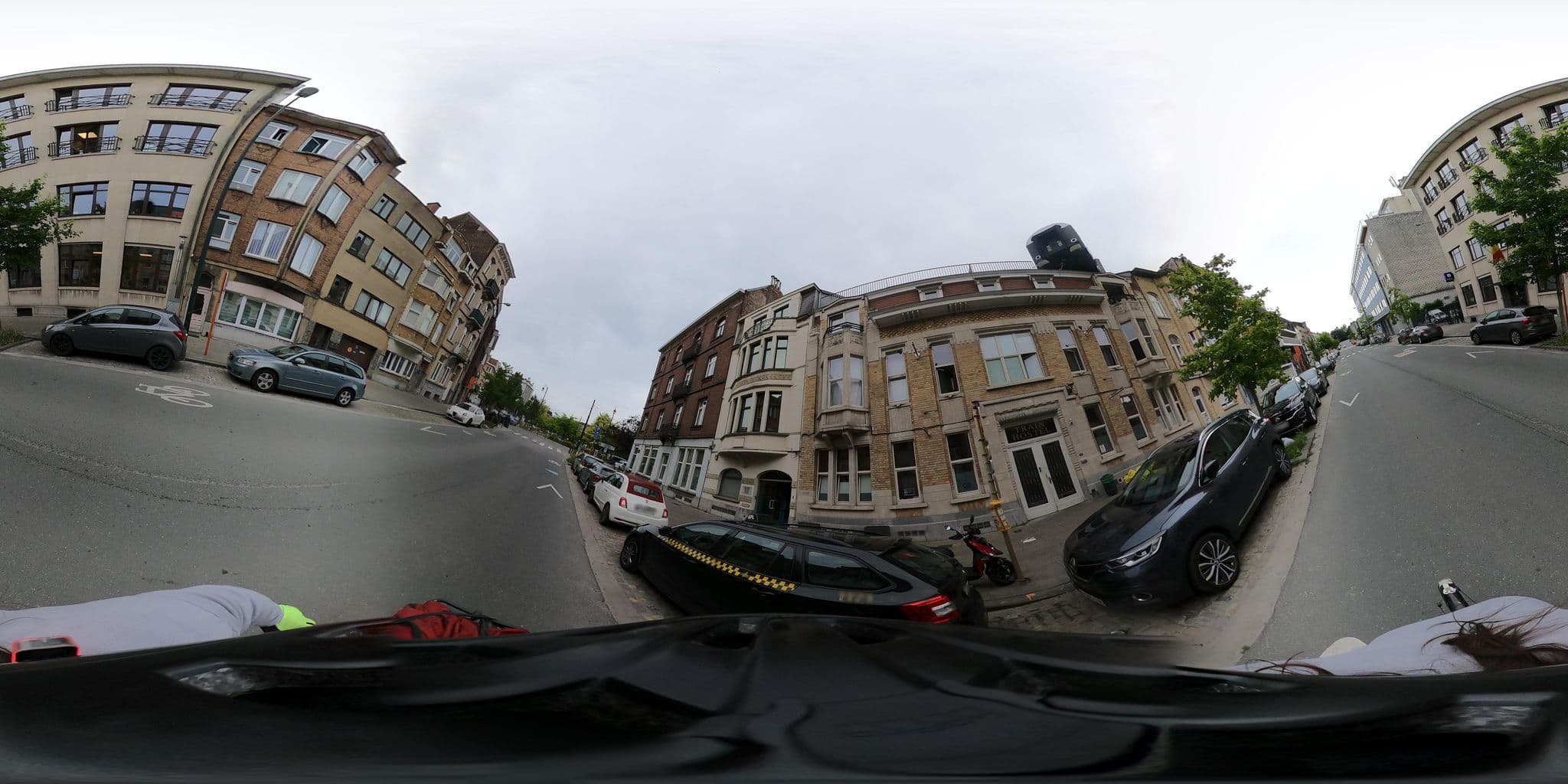 Street view near Train Hostel, Schaerbeek — © RaphaelPasLoin (CC BY-SA · Mapillary)