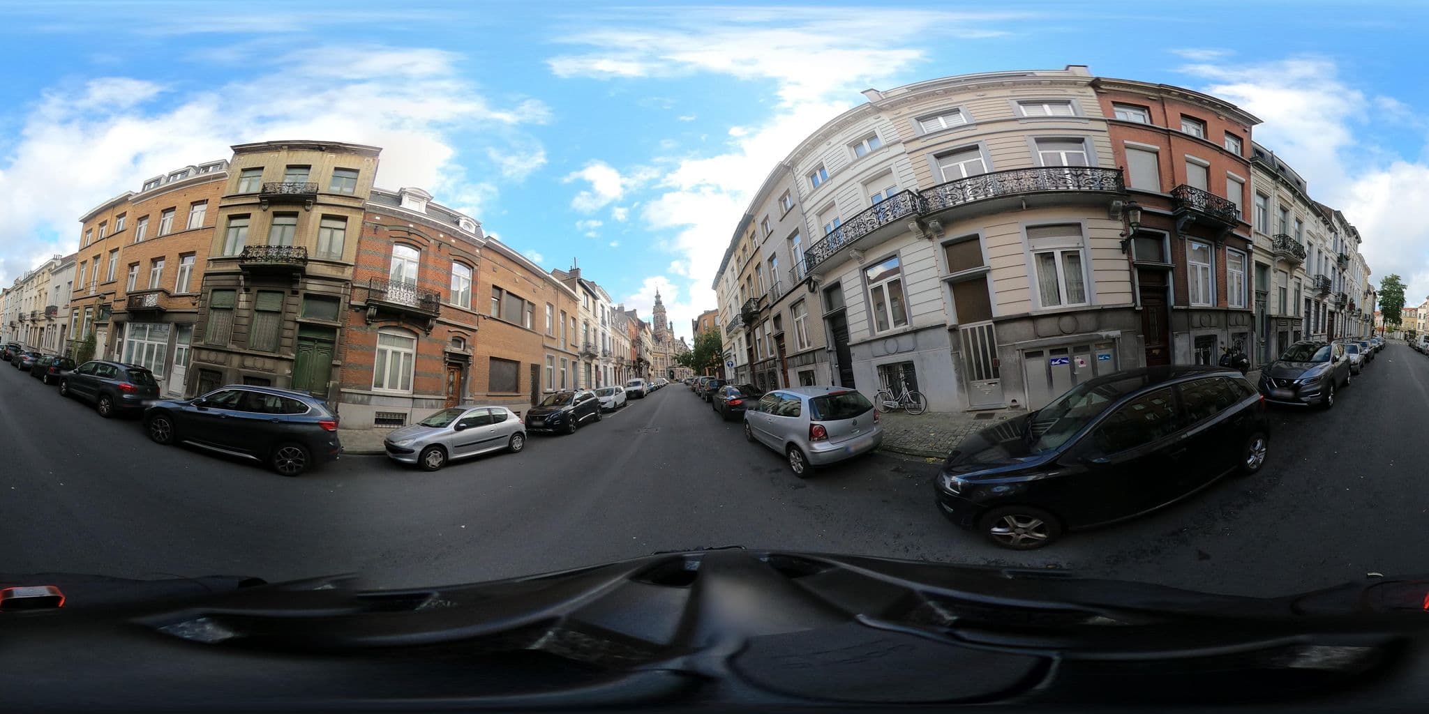 Street view near Rovignon Bed and Breakfast, Schaerbeek — © RaphaelPasLoin (CC BY-SA · Mapillary)