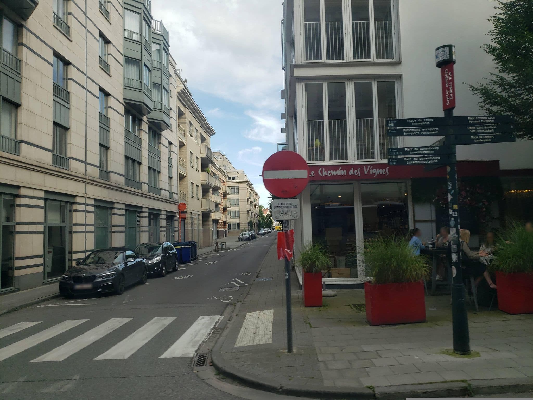 Street view near Eurosuites Brussels, Ixelles — © mapfool (CC BY-SA · Mapillary)