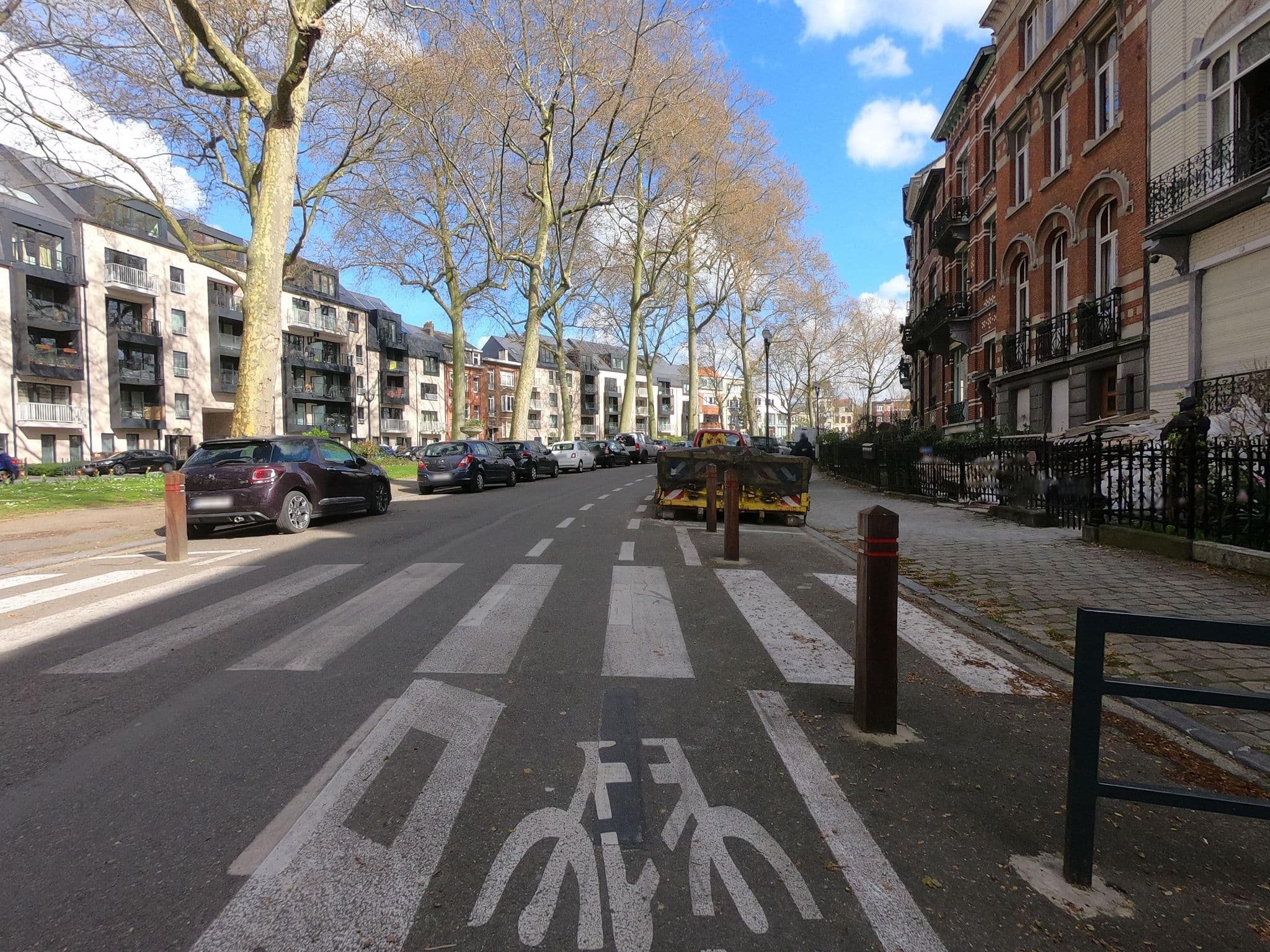 Street view near Villa des Roses Voltaire, Schaerbeek — © thierry1030 (CC BY-SA · Mapillary)