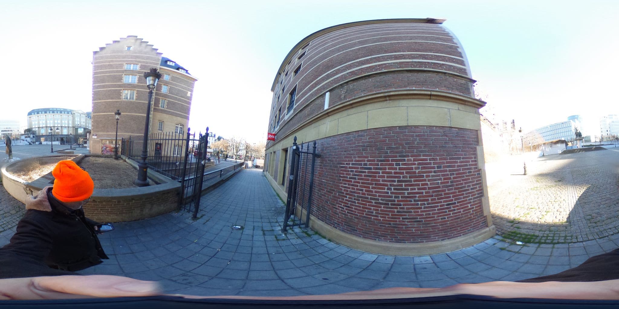 Street view near Best Western Premier Carrefour De L'Europe, Brussels — © filipc (CC BY-SA · Mapillary)