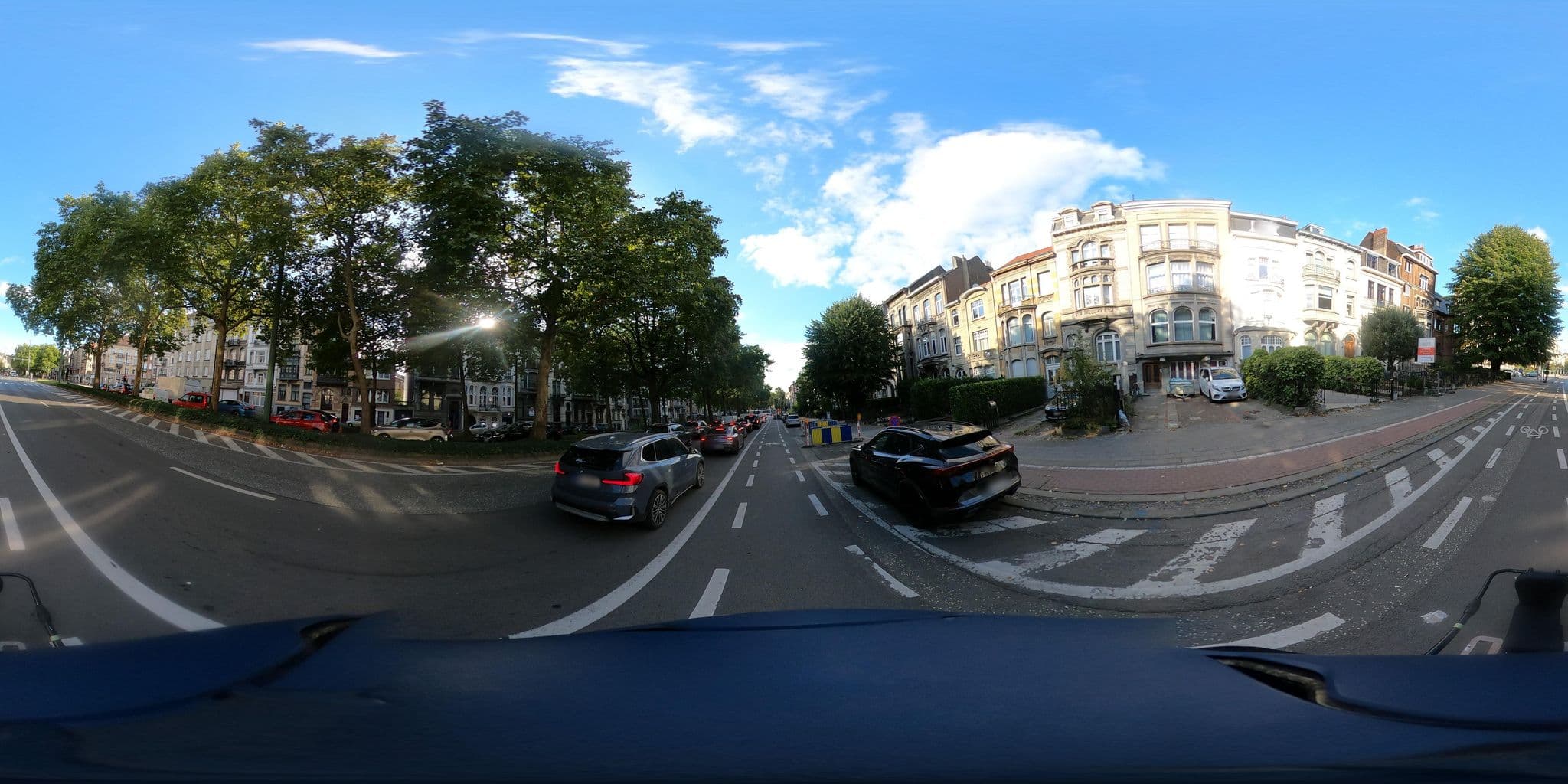 Street view near Le Studio Hotel, Schaerbeek — © thierry1030 (CC BY-SA · Mapillary)