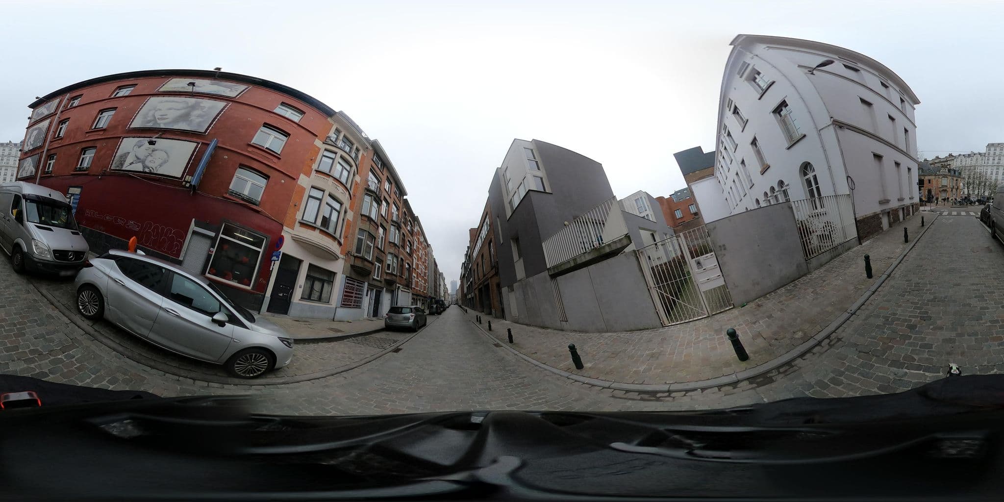Street view near Studio 5ième Avenue, Brussels — © RaphaelPasLoin (CC BY-SA · Mapillary)