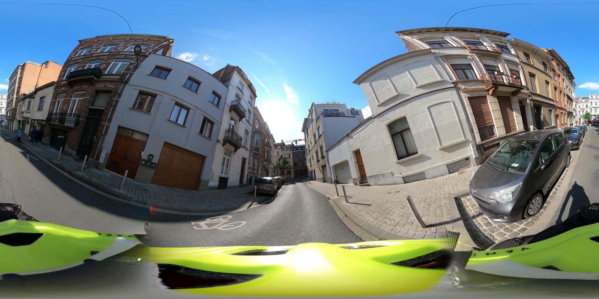 Street view near Apartment Isola Bella, Saint-Josse-ten-Noode — © Stefdegreef (CC BY-SA · Mapillary)