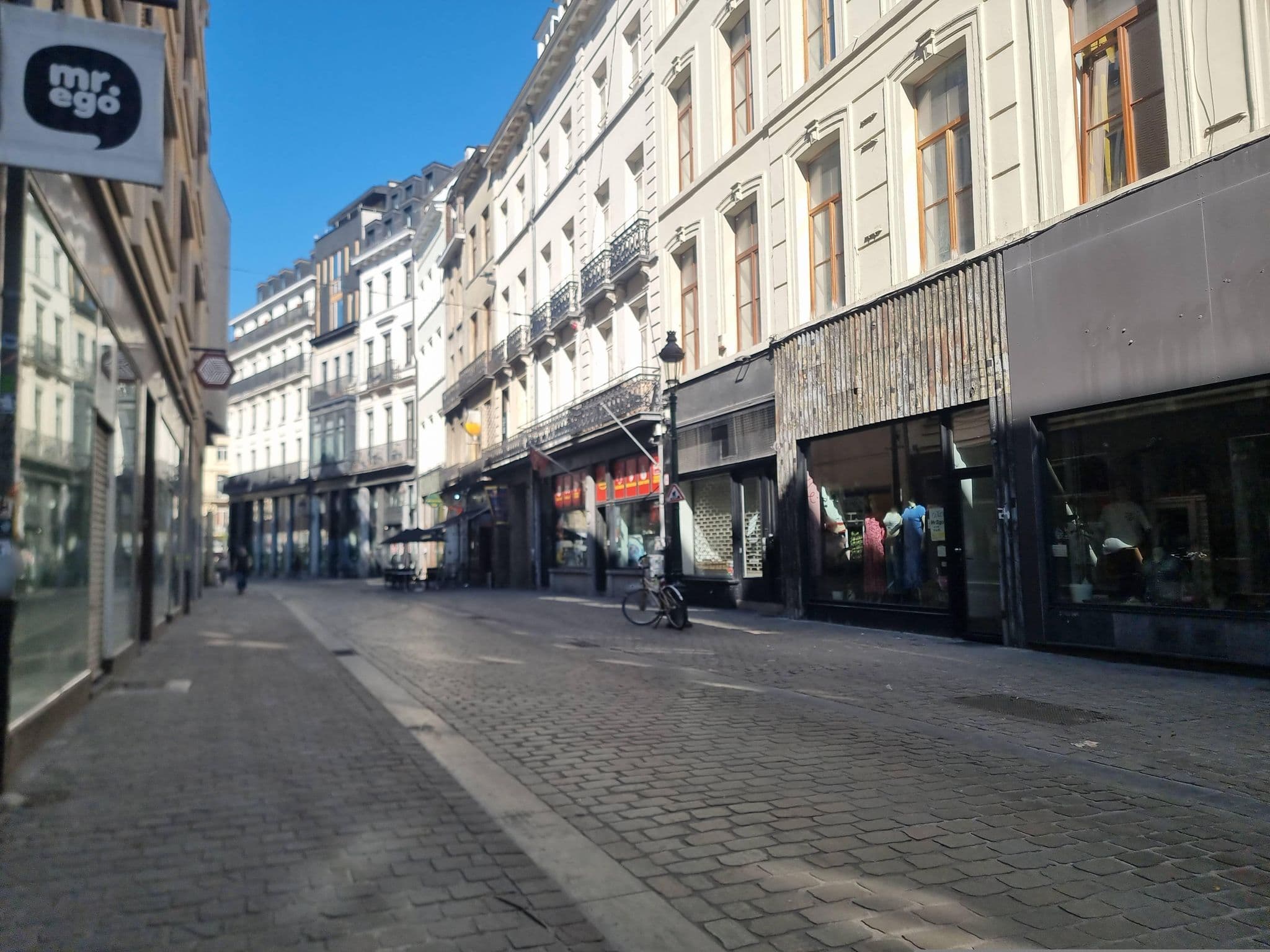 Street view near Le Coup de Coeur, Brussels — © mapfool (CC BY-SA · Mapillary)