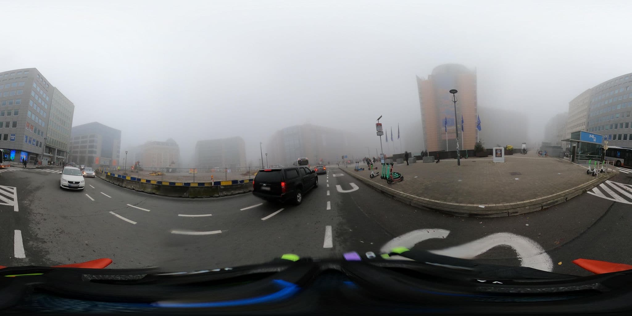 Street view near Thon Hotel, Etterbeek — © Stefdegreef (CC BY-SA · Mapillary)