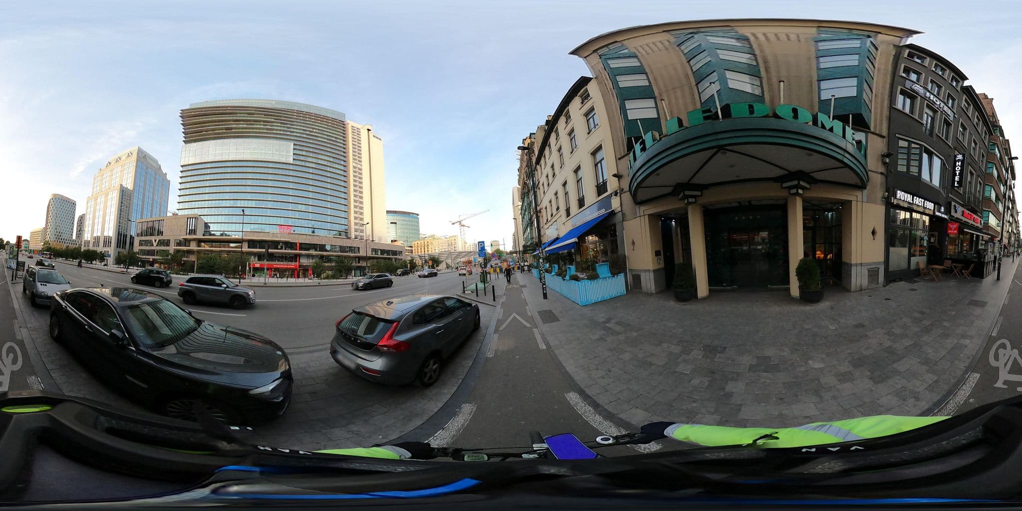 Street view near Shergar, Brussels — © Stefdegreef (CC BY-SA · Mapillary)