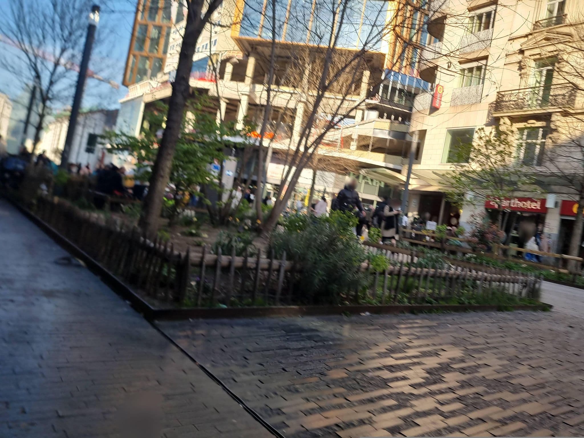 Street view near The Opera Residence, Brussels — © mapfool (CC BY-SA · Mapillary)