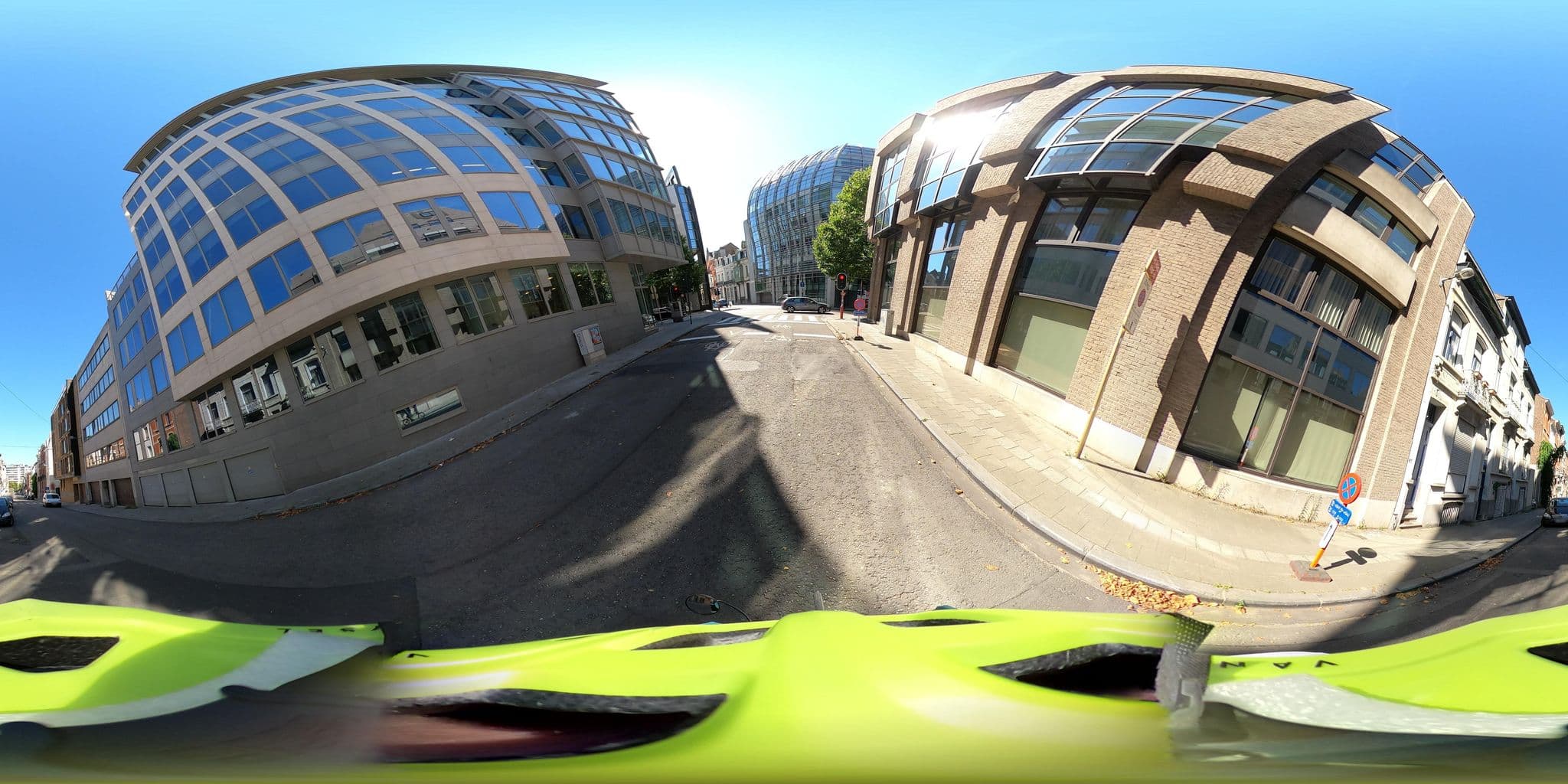 Street view near Chelyg, Etterbeek — © Stefdegreef (CC BY-SA · Mapillary)