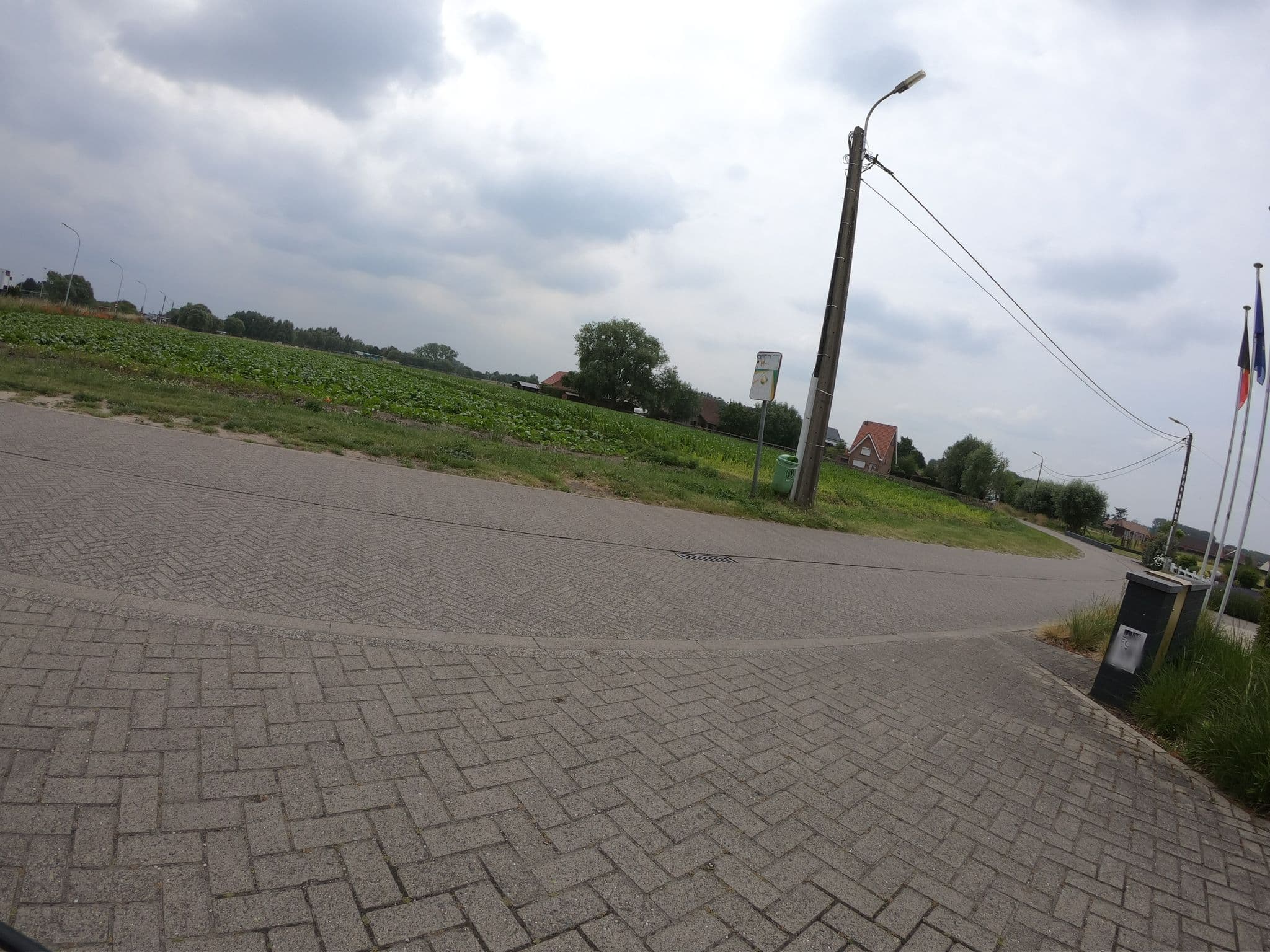Street view near Essenza, Puurs — © filipc (CC BY-SA · Mapillary)