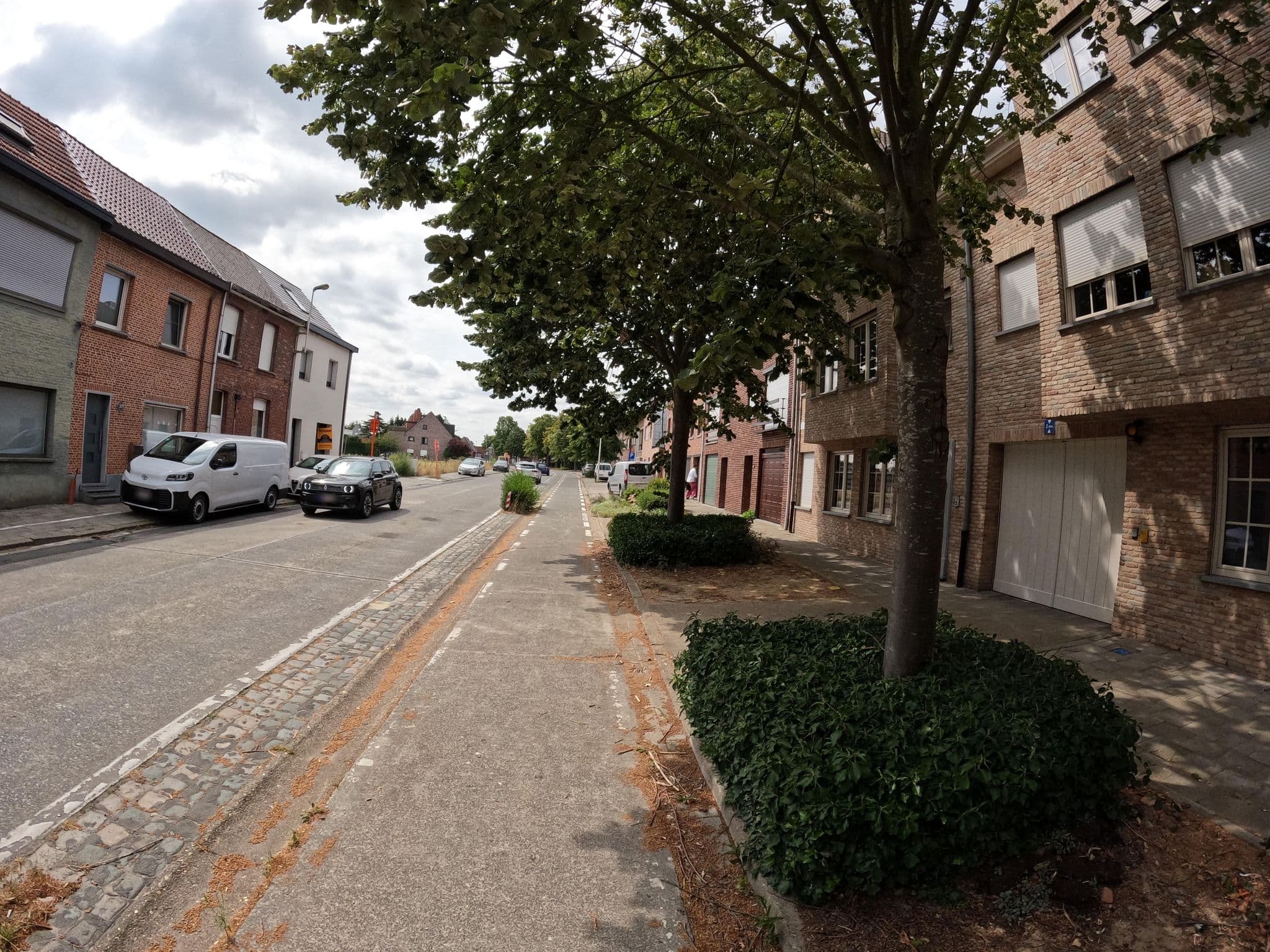 Street view near hotel Bertaglia, Aartselaar — © koninklijke (CC BY-SA · Mapillary)