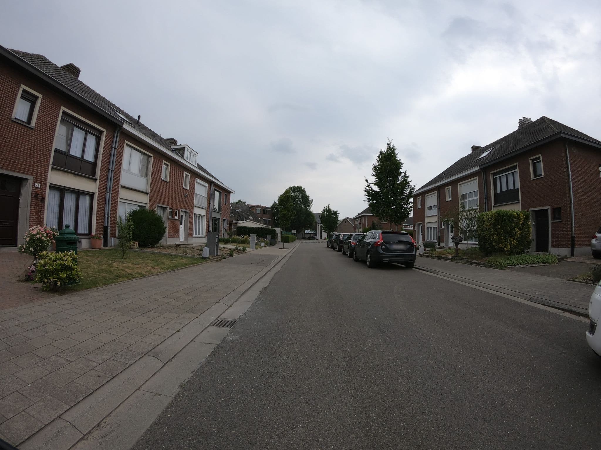 Street view near Rousseau / Hugo, Puurs — © filipc (CC BY-SA · Mapillary)