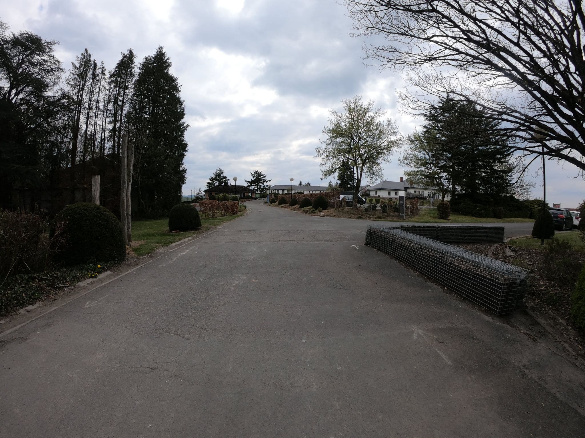 Street view near Monikamer Kazouwerf 👷🏼, Agimont — © joostjakob (CC BY-SA · Mapillary)