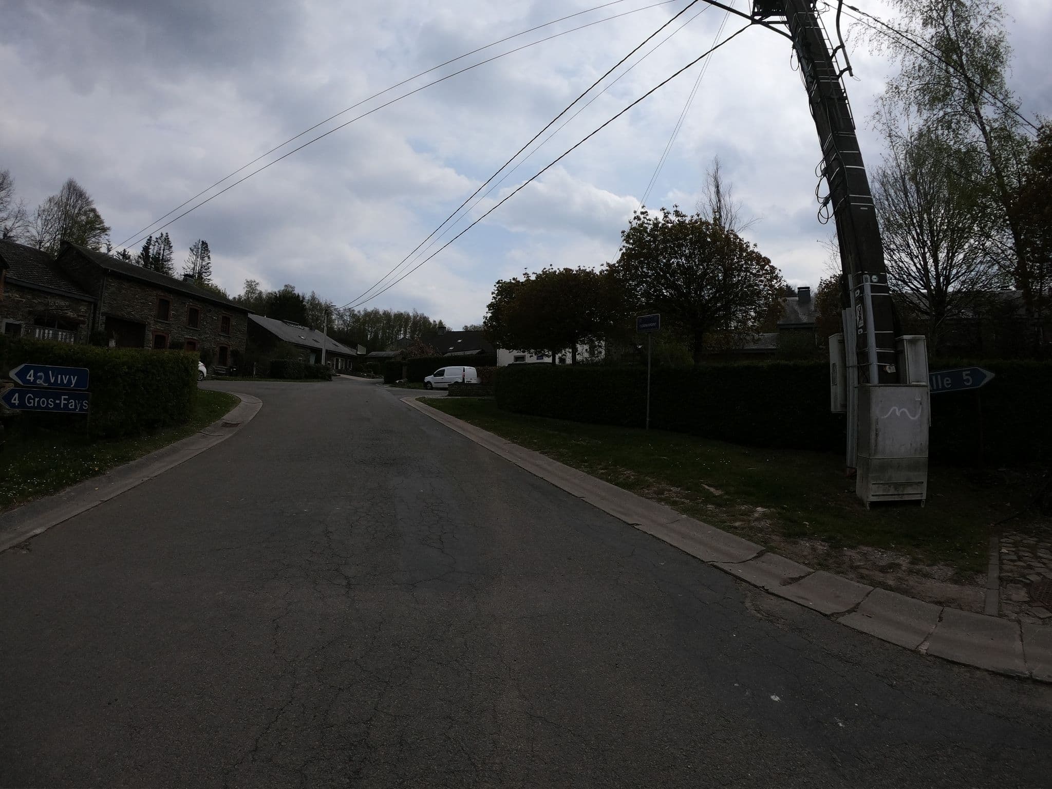 Street view near Lik Thuus, Bièvre — © joostjakob (CC BY-SA · Mapillary)