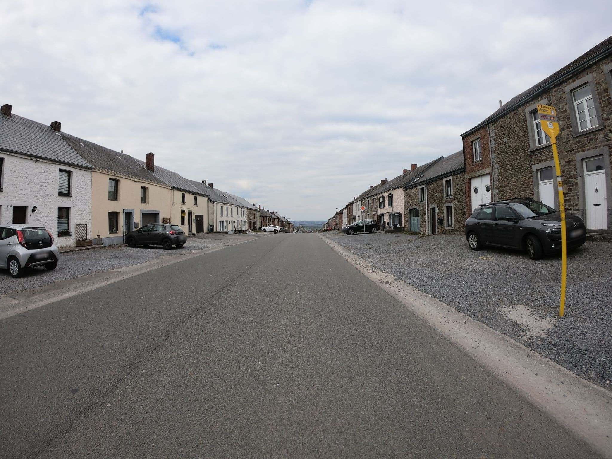 Street view near Gite Les Panards, Winenne — © joostjakob (CC BY-SA · Mapillary)