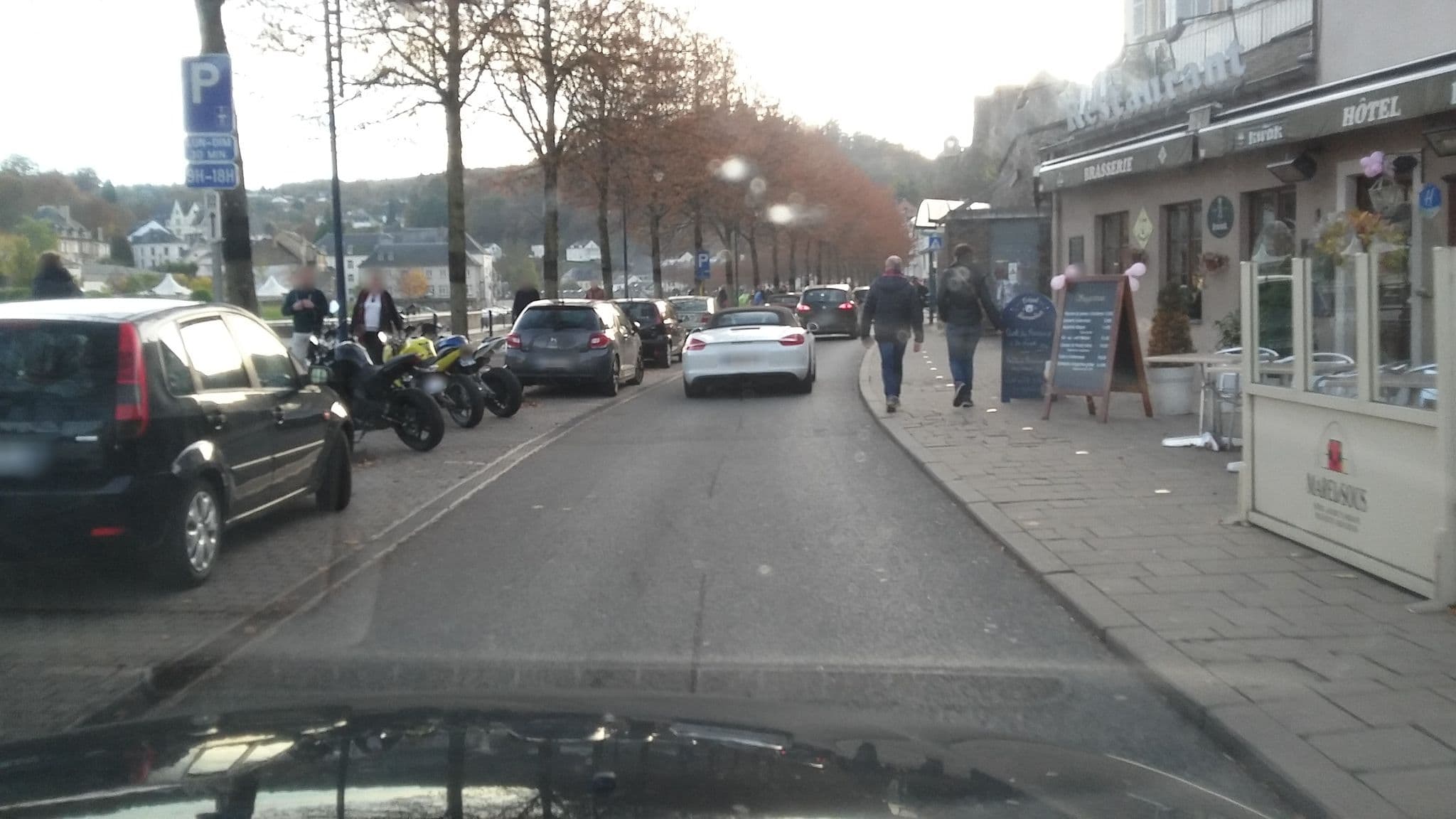 Street view near Le Mont Blanc, Bouillon — © foxandpotatoes (CC BY-SA · Mapillary)