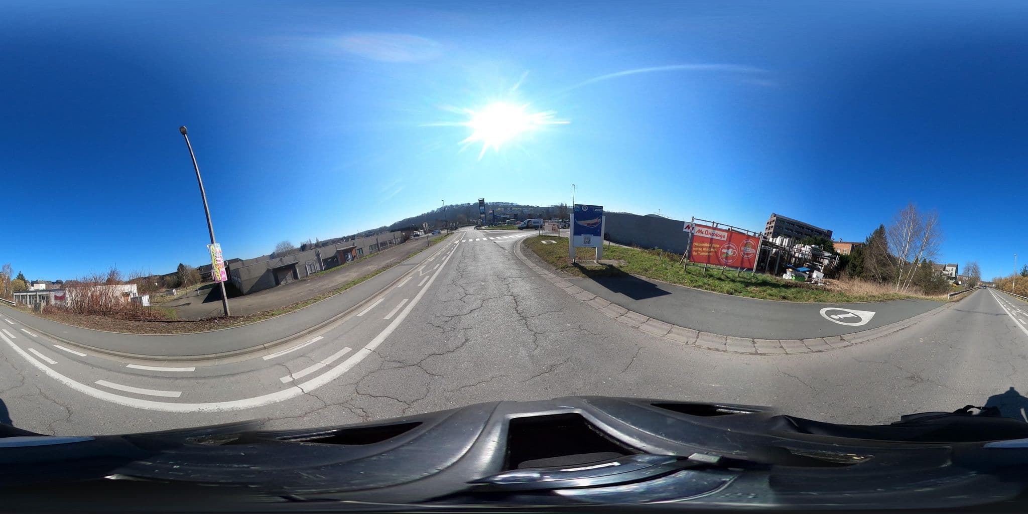 Street view near Hotel Mysteria, Tamines — © ledantec (CC BY-SA · Mapillary)