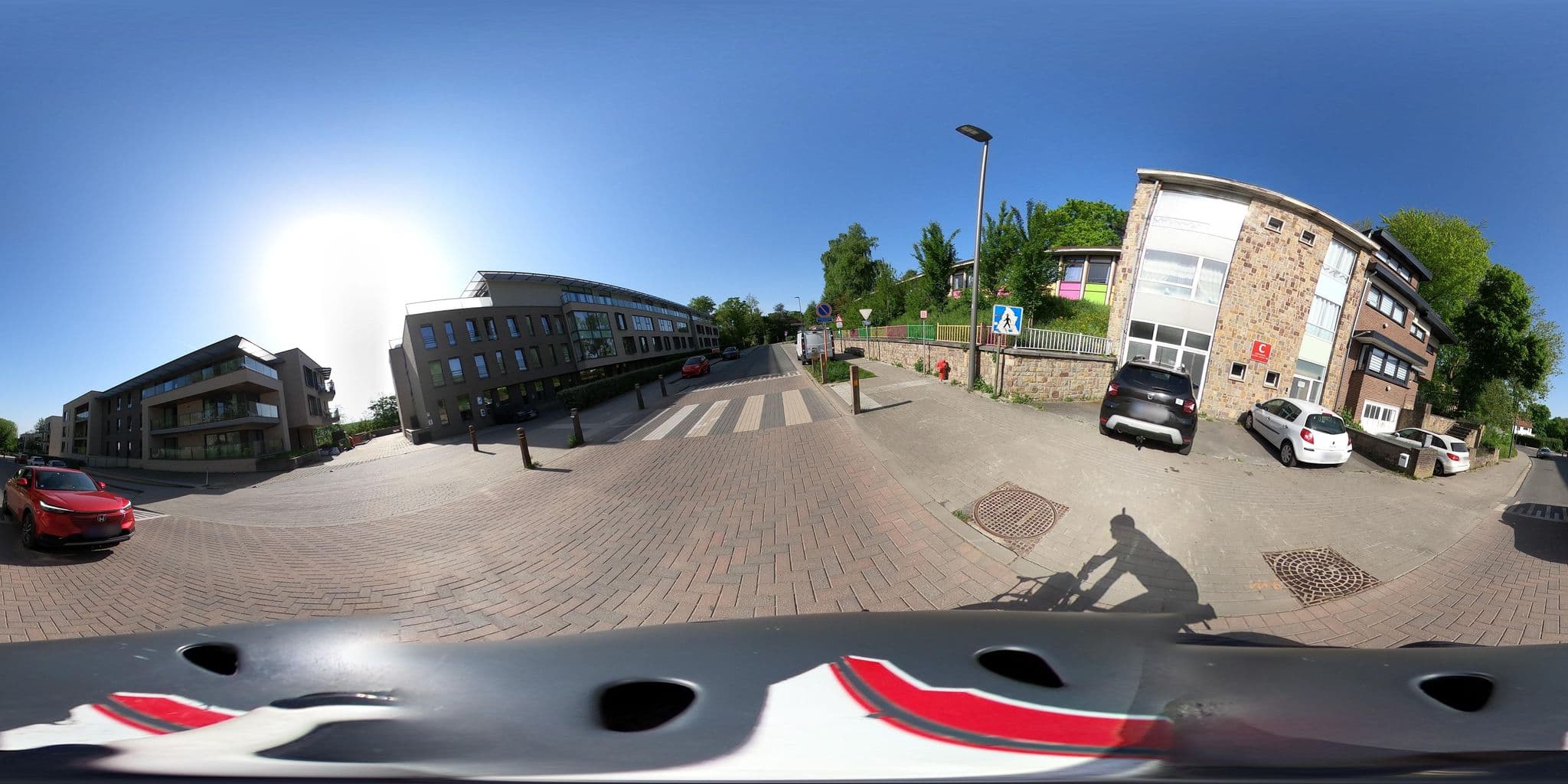 Street view near Rooftop balzat, Ottignies — © usagersactifsrixensart (CC BY-SA · Mapillary)