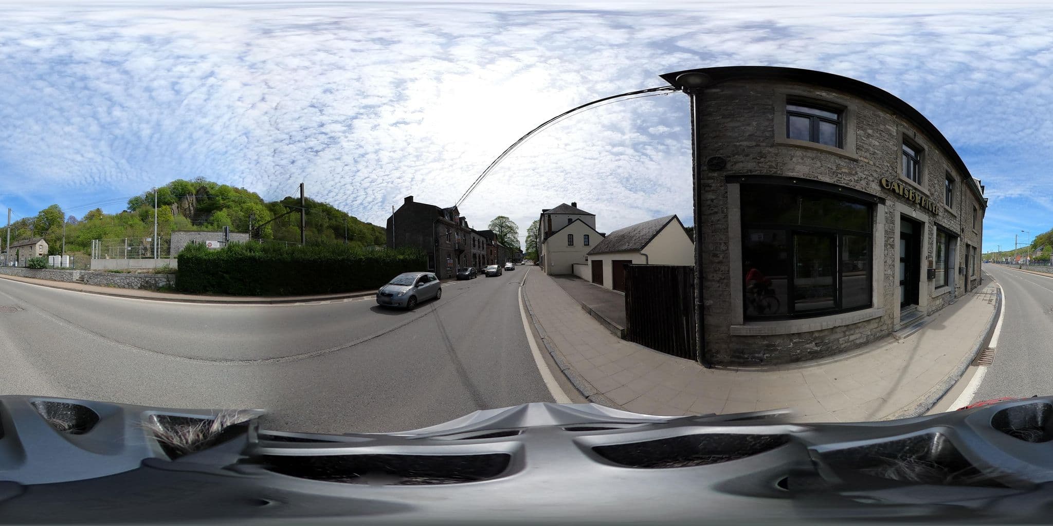 Street view near Gatsby River, Yvoir — © Eebie (CC BY-SA · Mapillary)