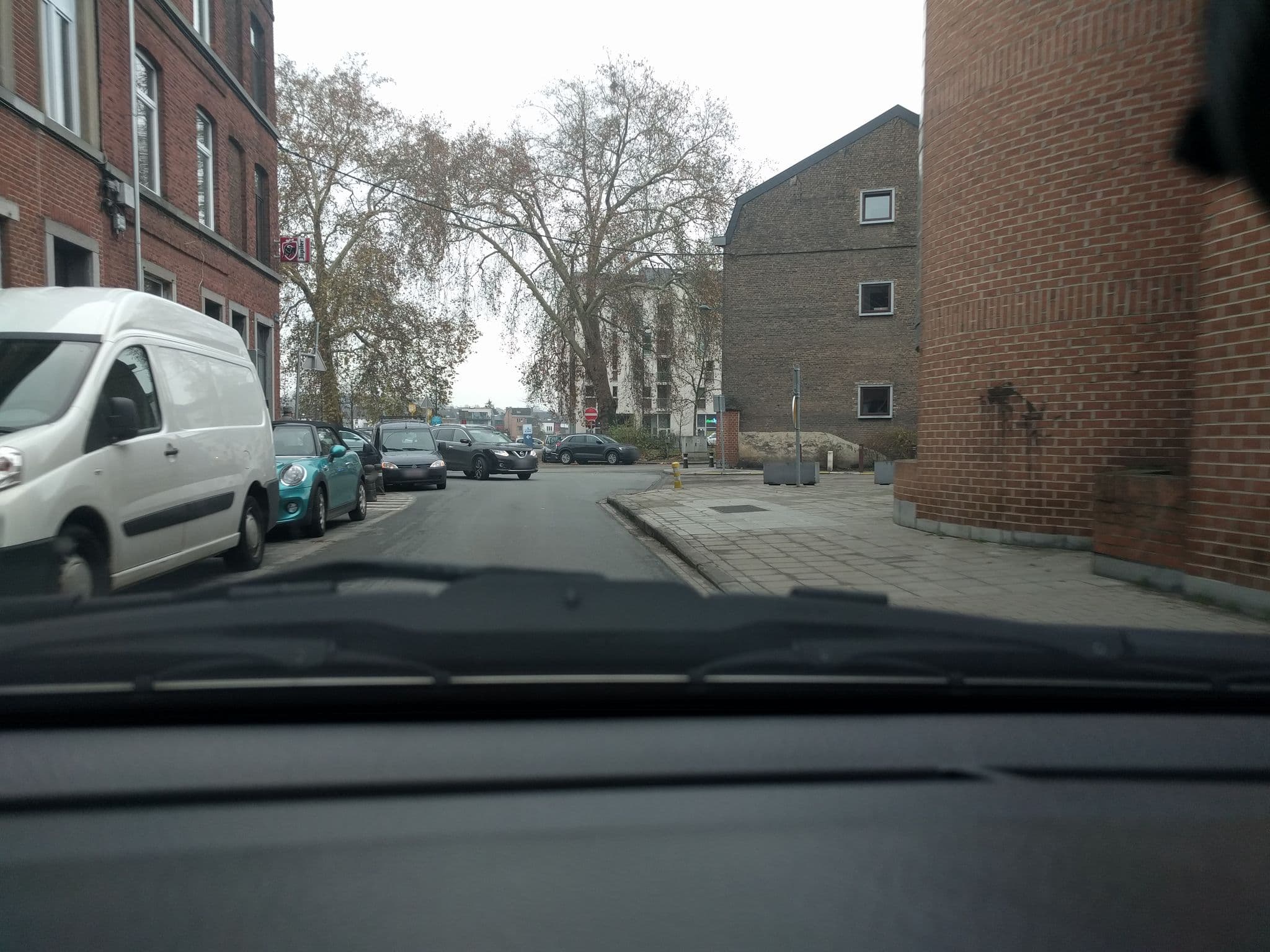 Street view near Namur Energîte, Bouge — © leon3310 (CC BY-SA · Mapillary)