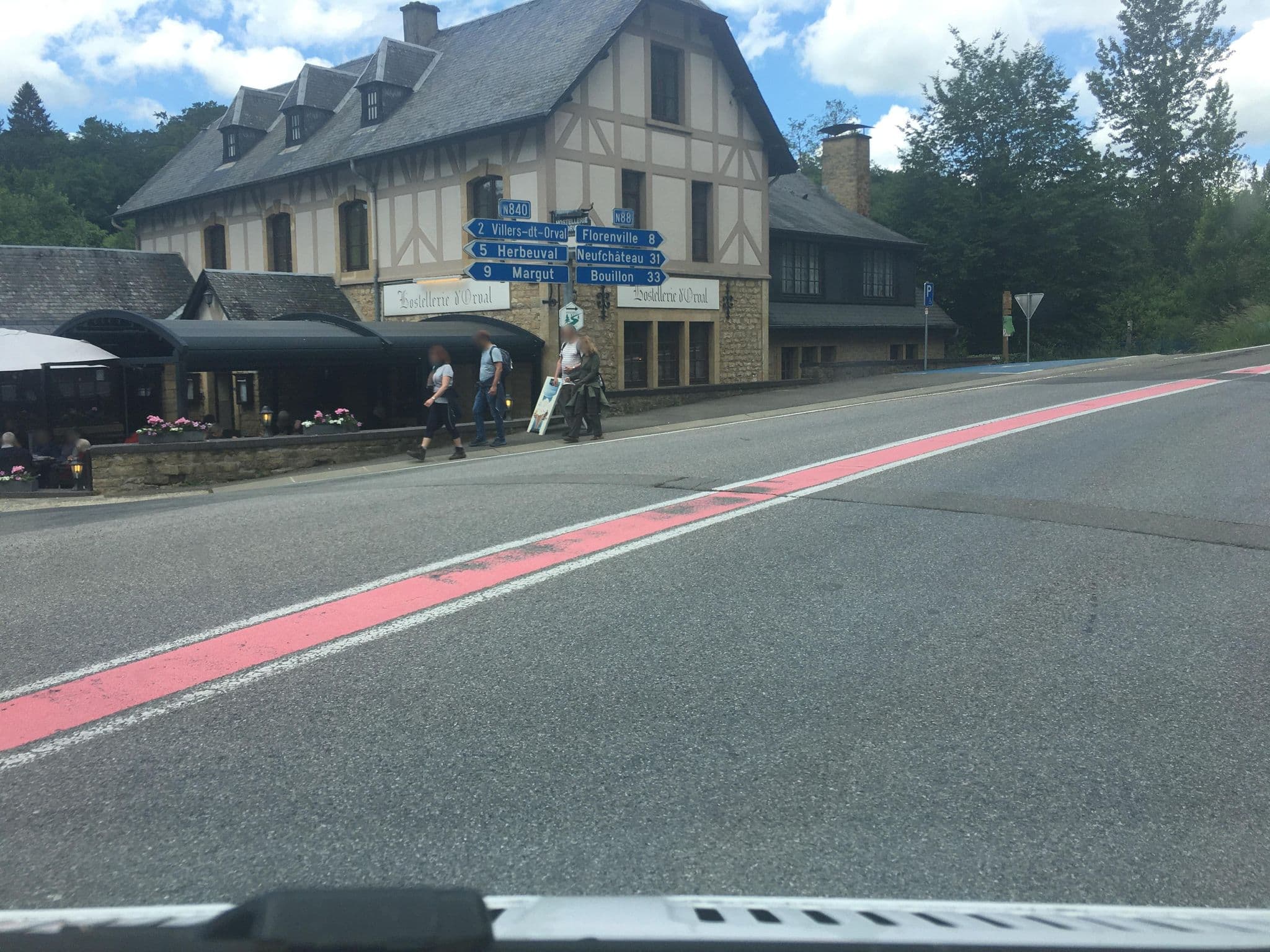 Street view near A La Nouvelle Hostellerie D'Orval Sprl, Nouvelle Hostellerie d'Orval, Izel — © raymond (CC BY-SA · Mapillary)