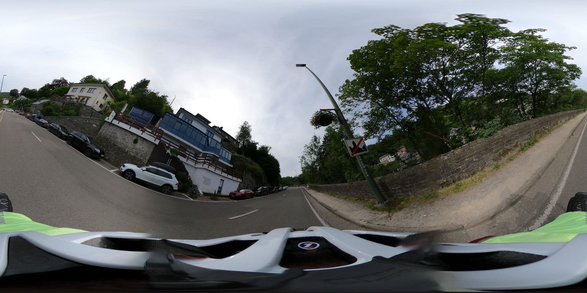 Street view near B&B Ardennen Villa le Monde, La Roche-en-Ardenne — © Mizuna (CC BY-SA · Mapillary)