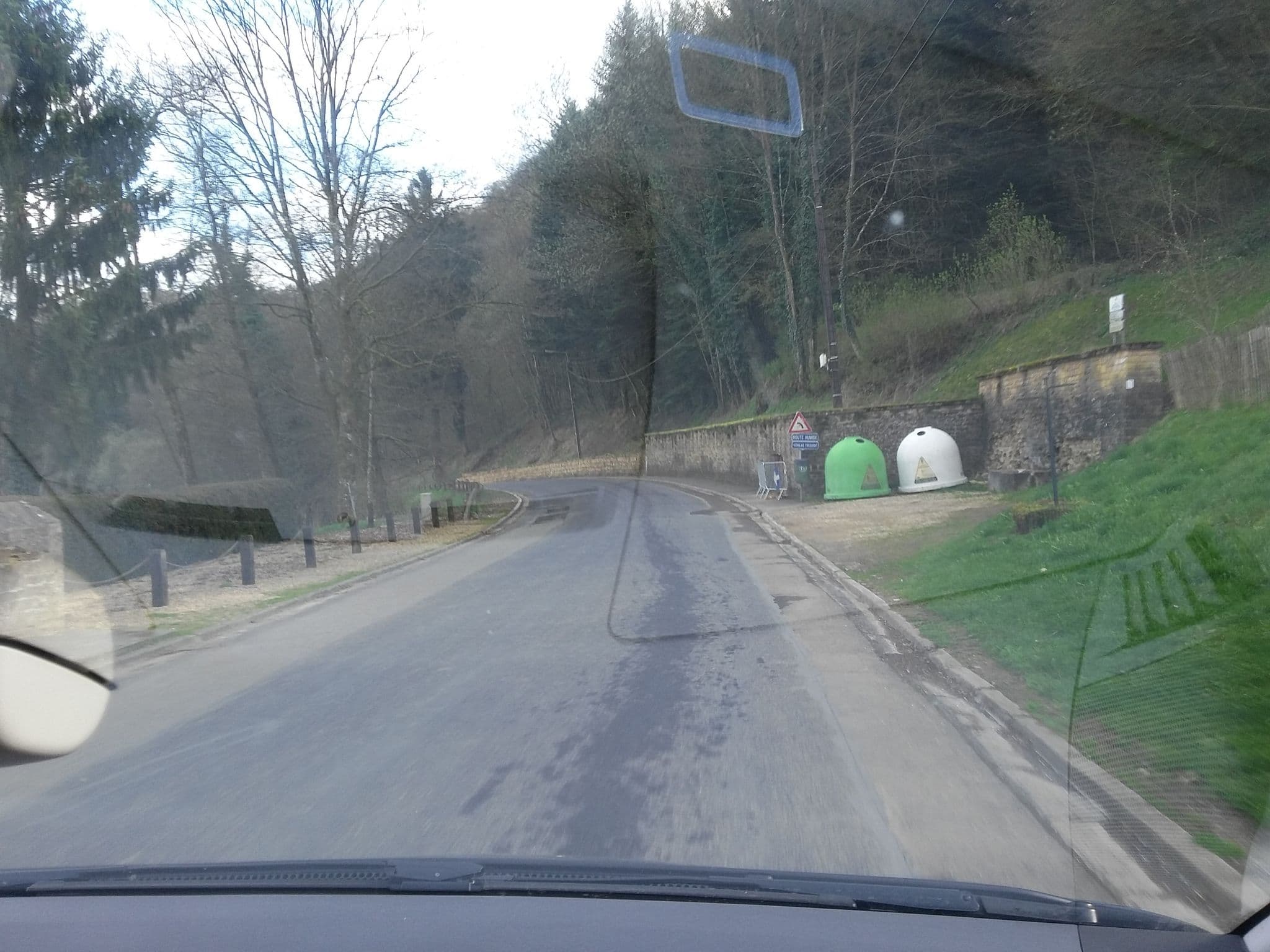 Street view near La Barrière, Florenville — © foxandpotatoes (CC BY-SA · Mapillary)