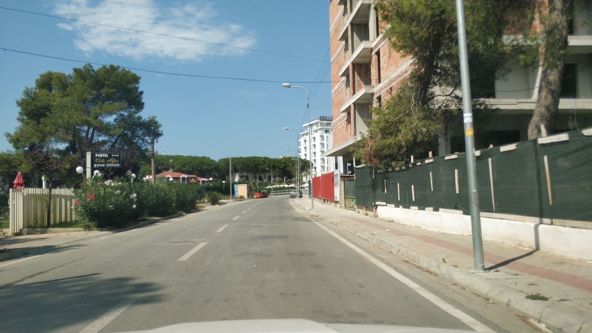 Street view near Hotel Vila Aljor, Kavajë — © freddouhelk (CC BY-SA · Mapillary)