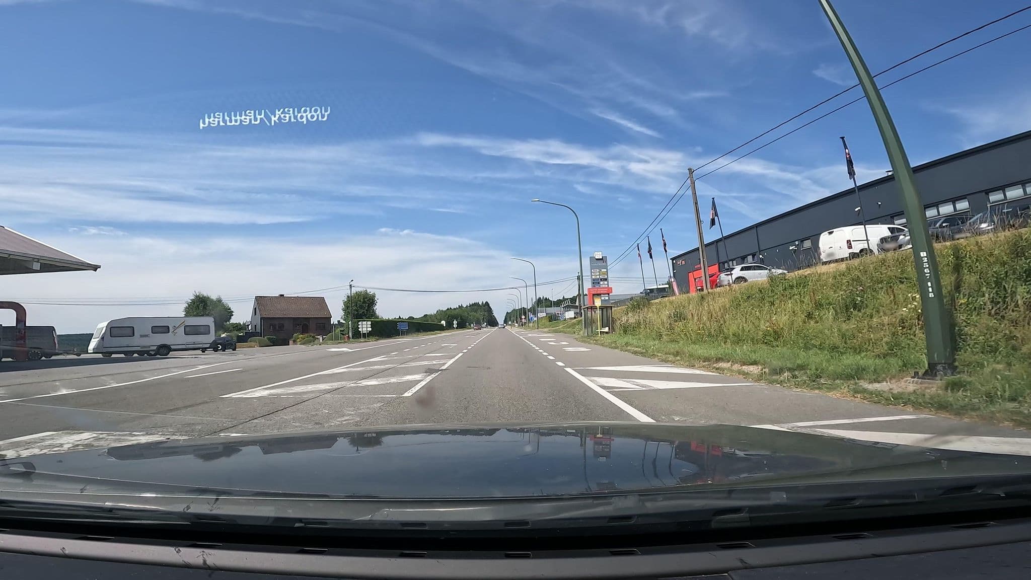 Street view near Chateaux Le Duc, Bouillon — © vinisa (CC BY-SA · Mapillary)