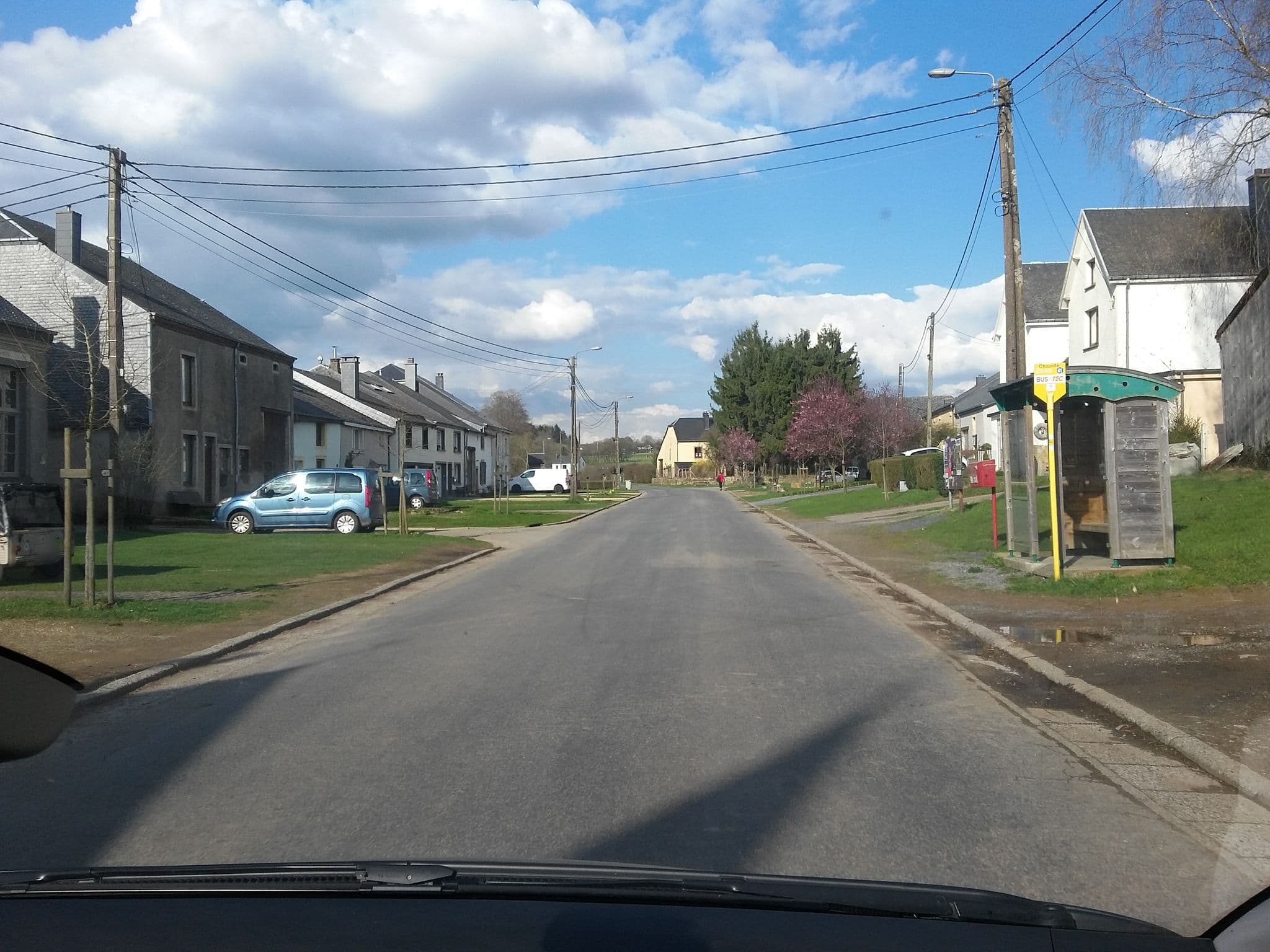 Street view near La Fontaine, Florenville — © foxandpotatoes (CC BY-SA · Mapillary)