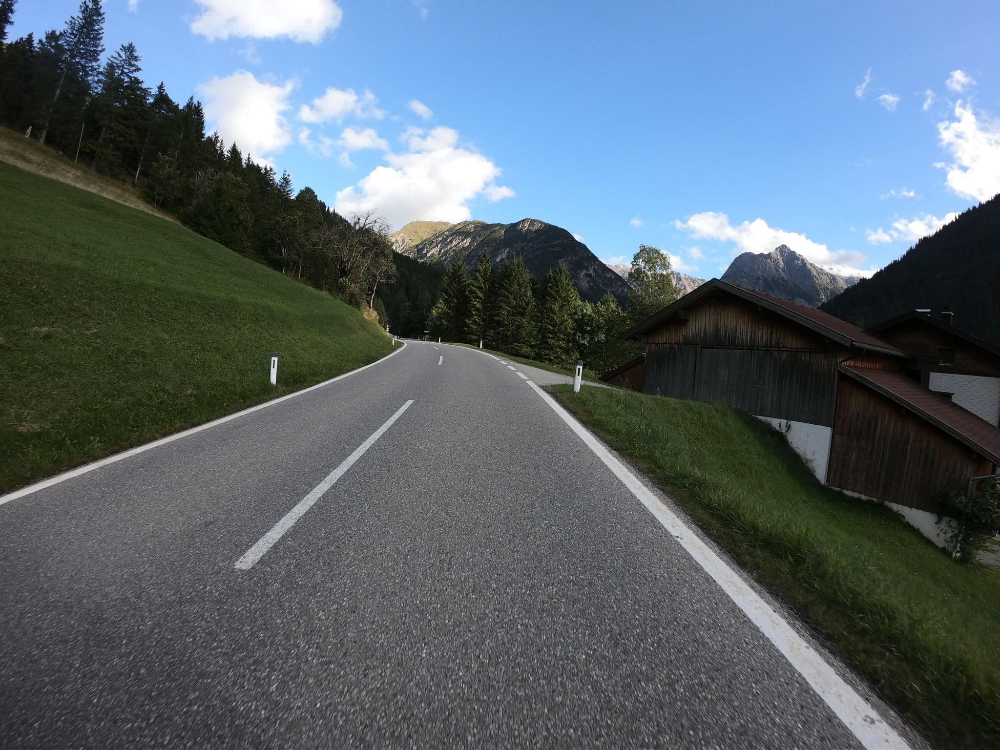 Street view near Haus Sauerwein, Imst — © joostjakob (CC BY-SA · Mapillary)