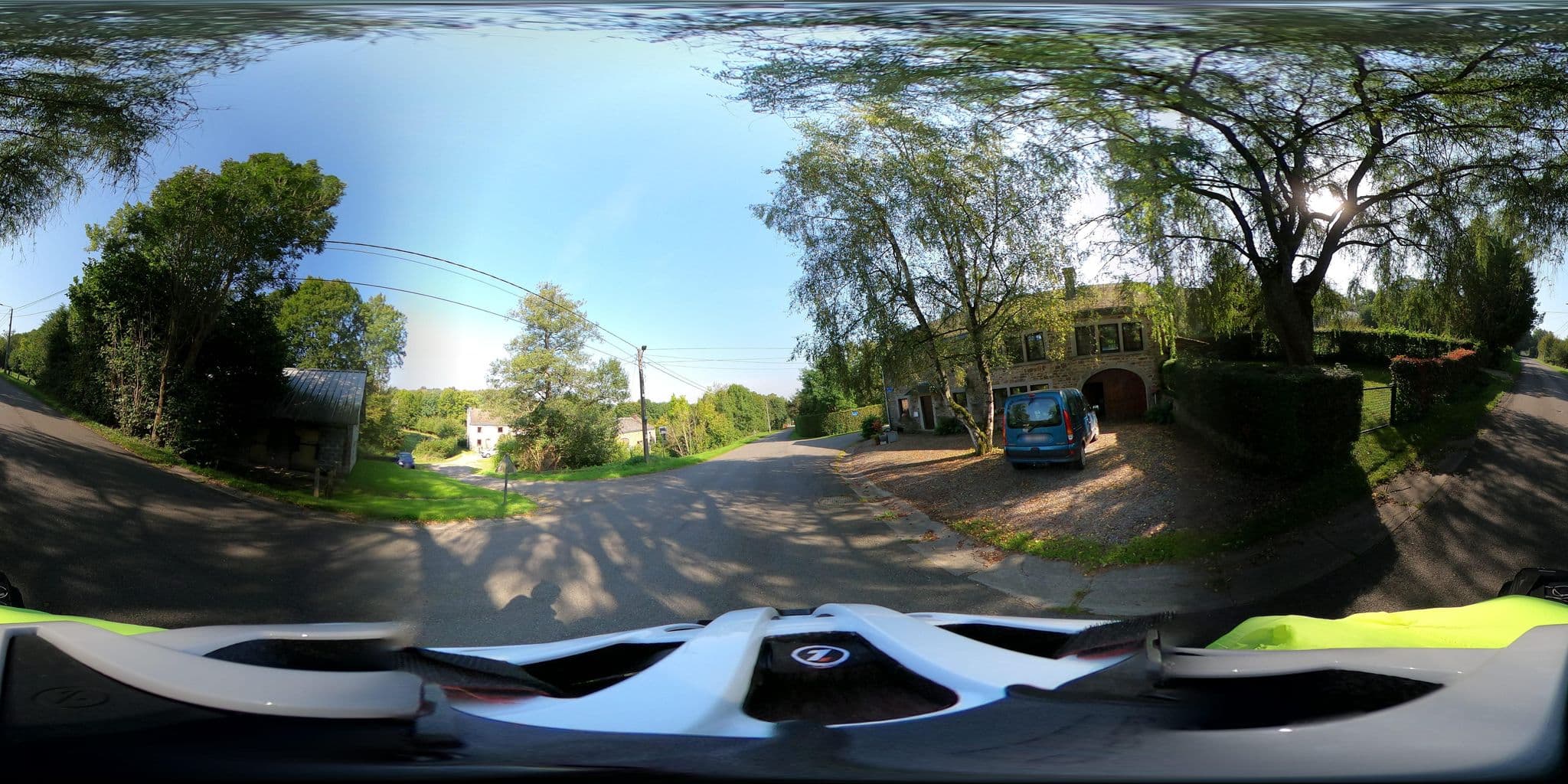 Street view near Villa L'estinal, Érezée — © Mizuna (CC BY-SA · Mapillary)