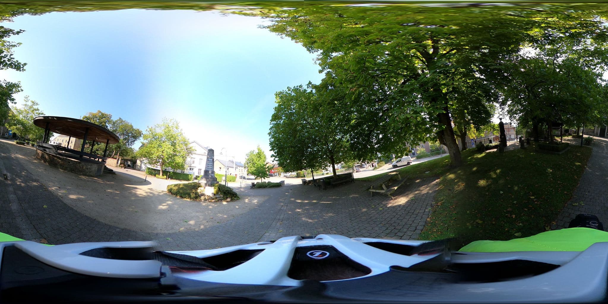 Street view near B&B Entre Ciel et Terre, Érezée — © Mizuna (CC BY-SA · Mapillary)