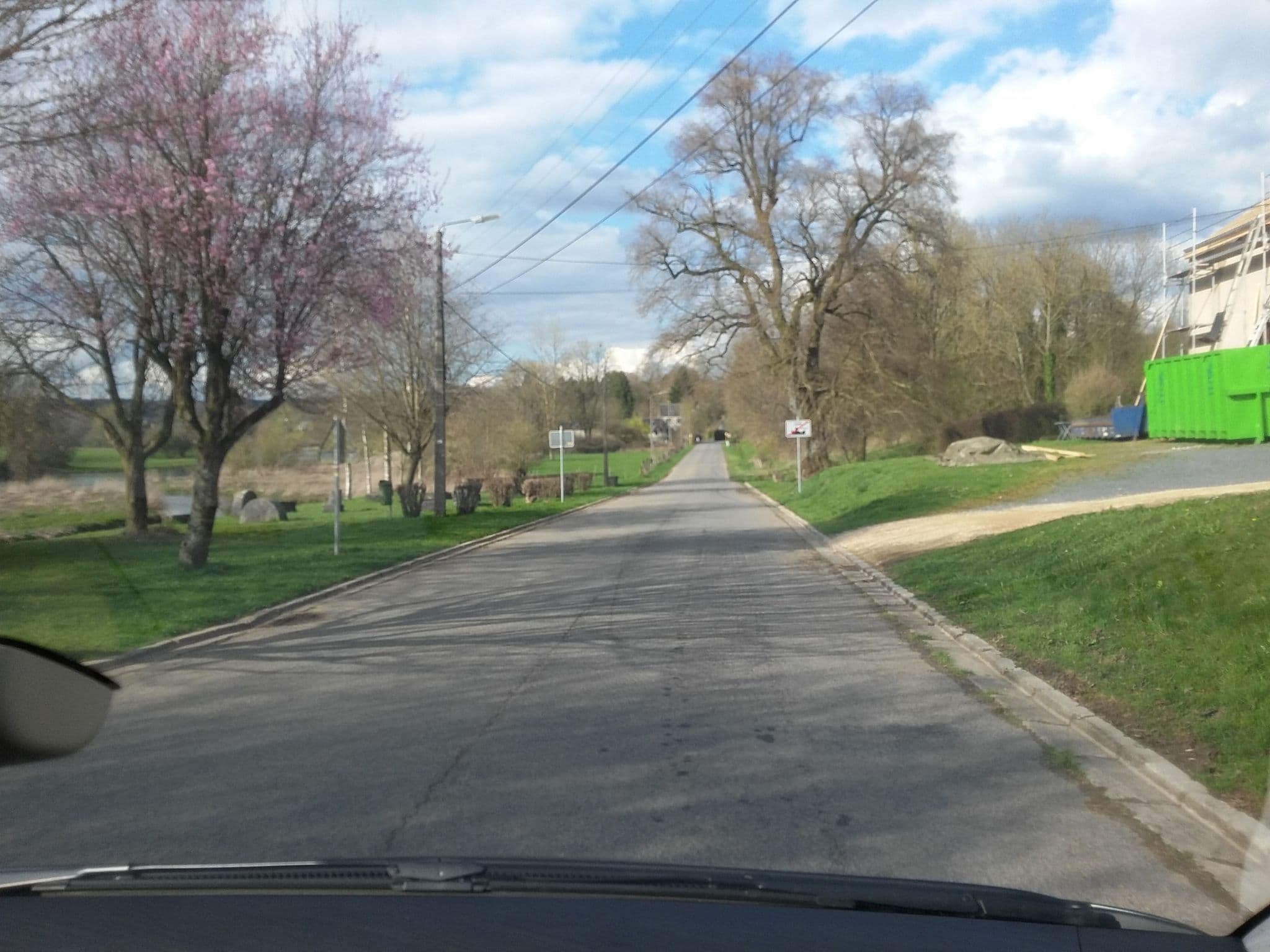 Street view near Gîte Le Marci, Florenville — © foxandpotatoes (CC BY-SA · Mapillary)