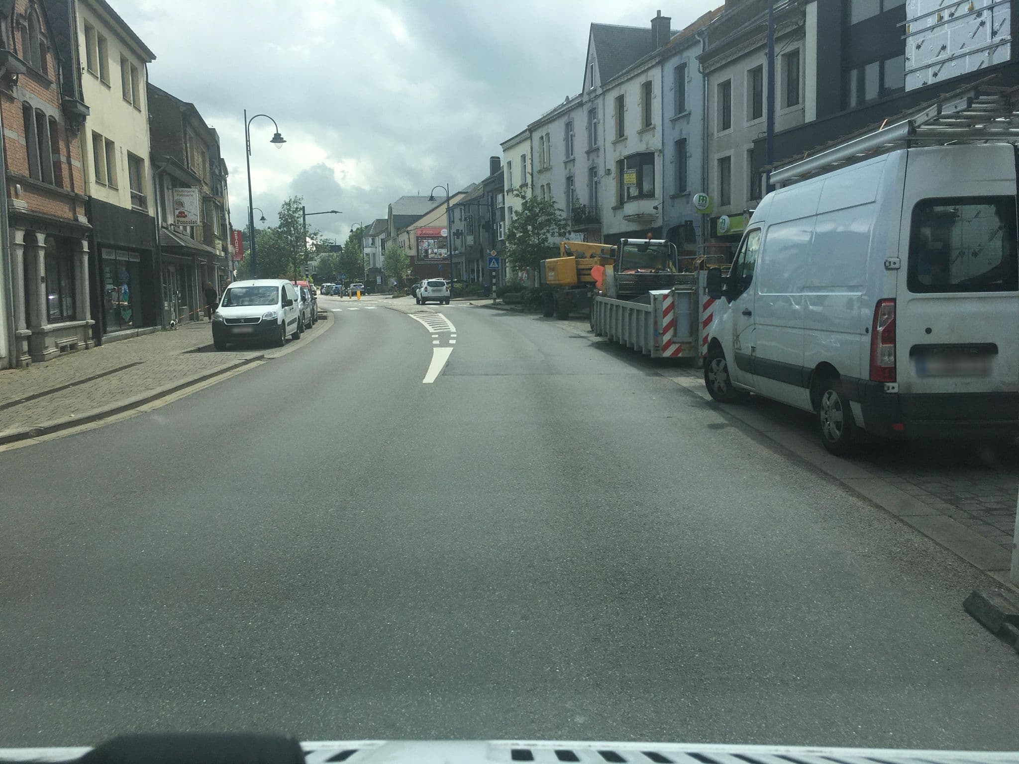 Street view near Hotel De France En Gaume, Florenville — © raymond (CC BY-SA · Mapillary)