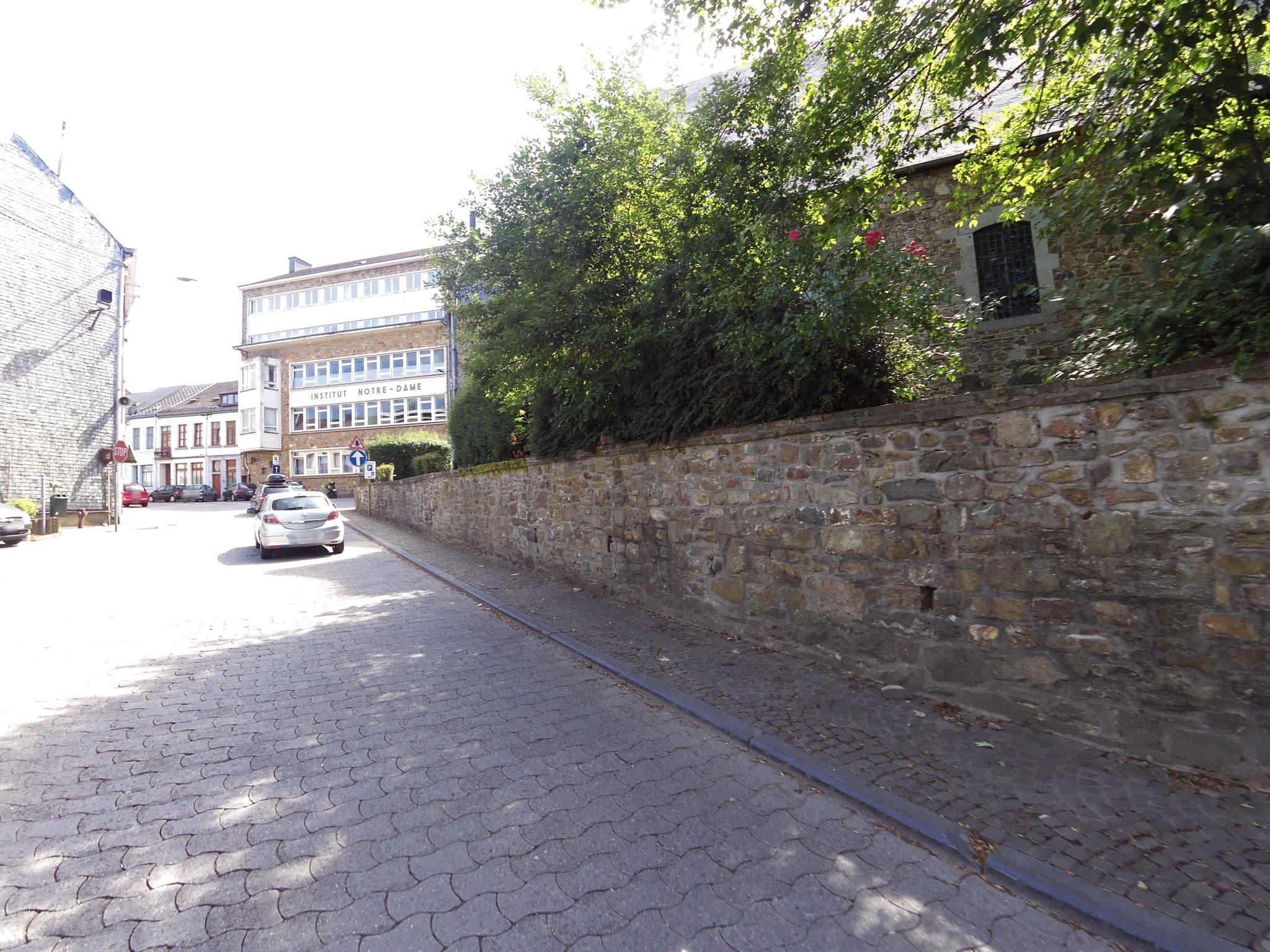 Street view near Epische garage van de paus, Saint-Hubert — © zors1843 (CC BY-SA · Mapillary)